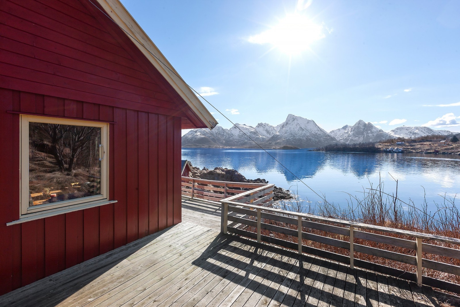 Her kan du nye late sommerdager i nord. Galleribilde