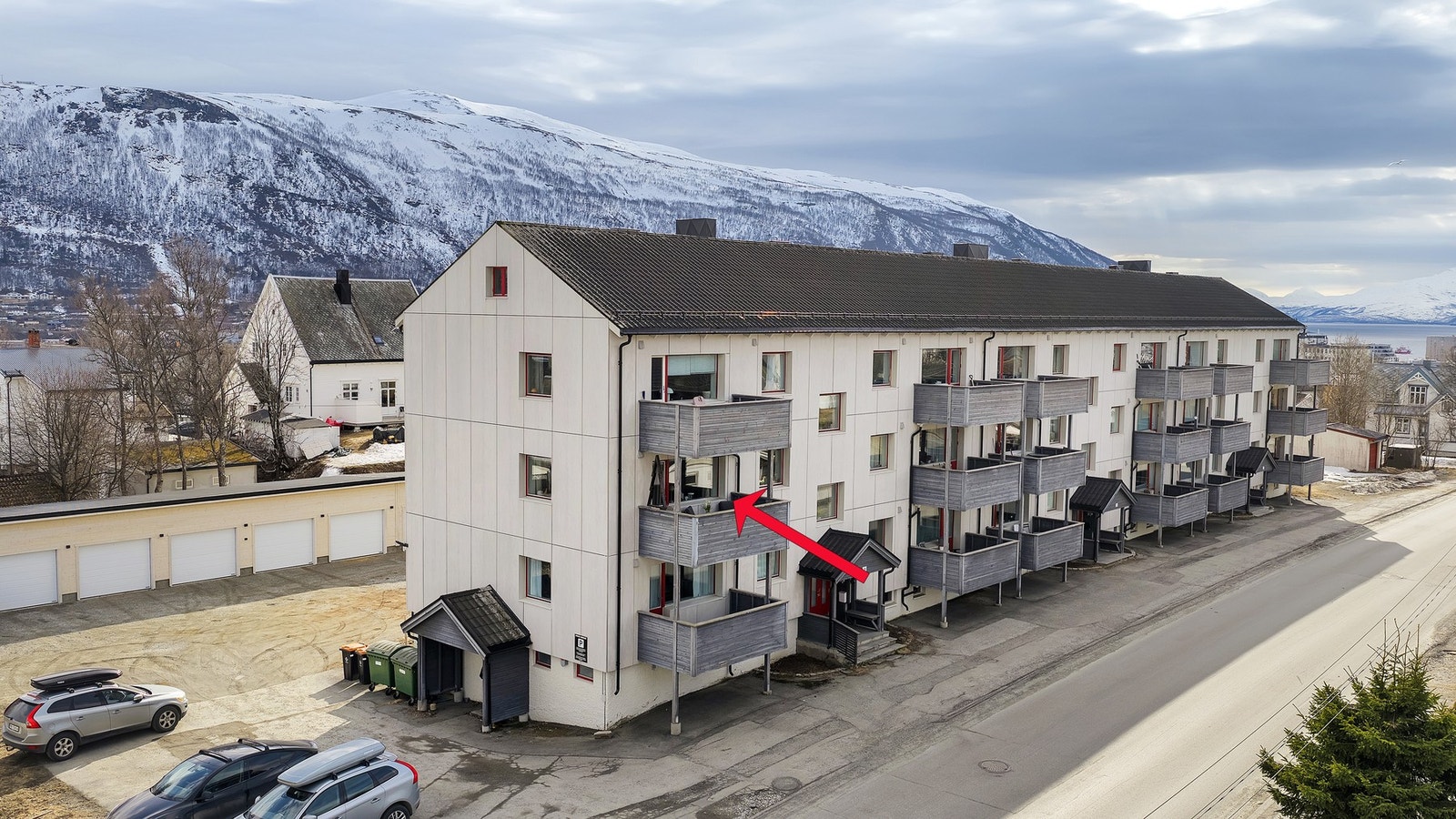 Leiligheten ligger i 2.etasje Galleribilde
