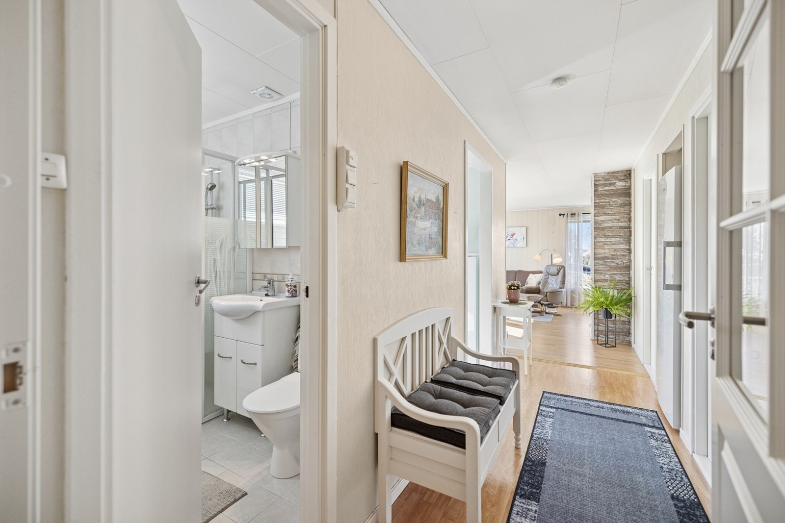 Velkommen inn til den tilbygde delen av huset. Galleribilde