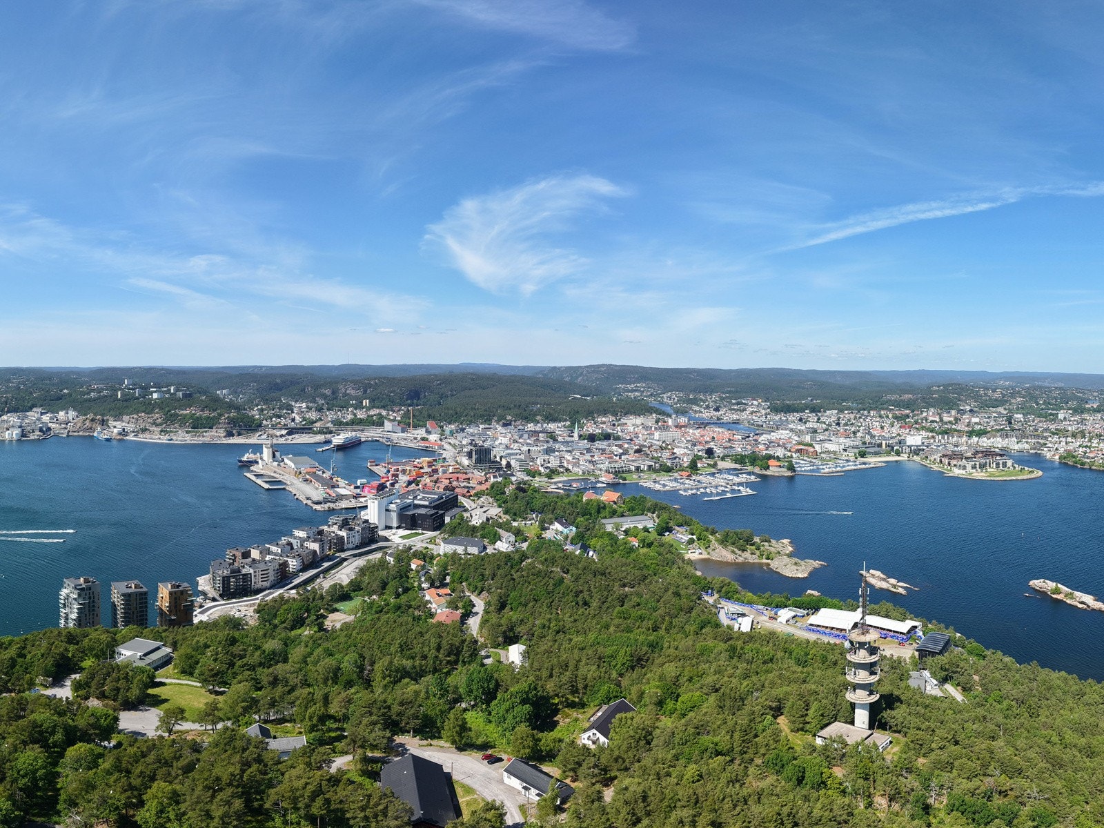 Nærhet til fantastisk turterreng på Odderøya. Galleribilde