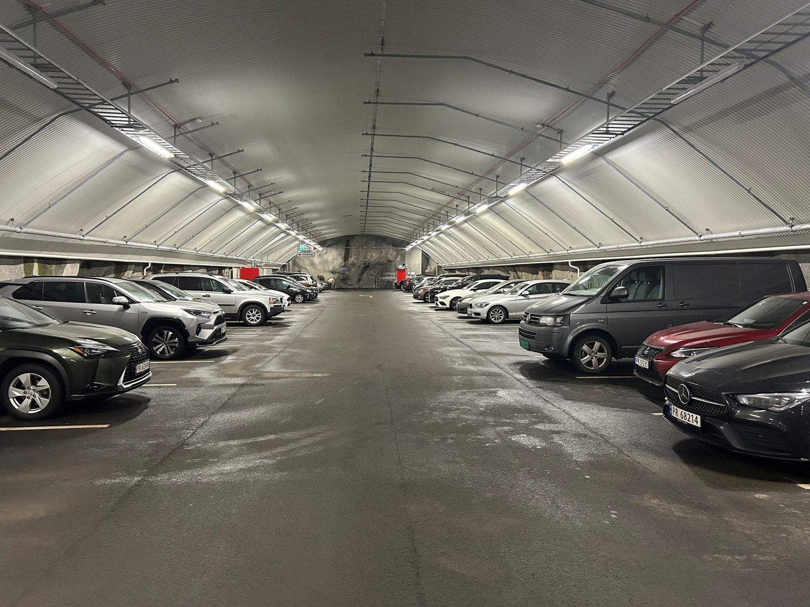 P-plass i Fjellhallen medfølger i salgssummen. Galleribilde