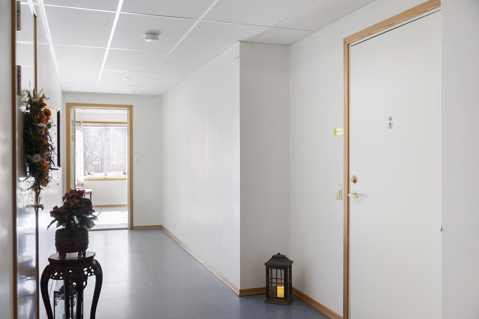 Felles midtkorridor i oppgangen. Galleribilde