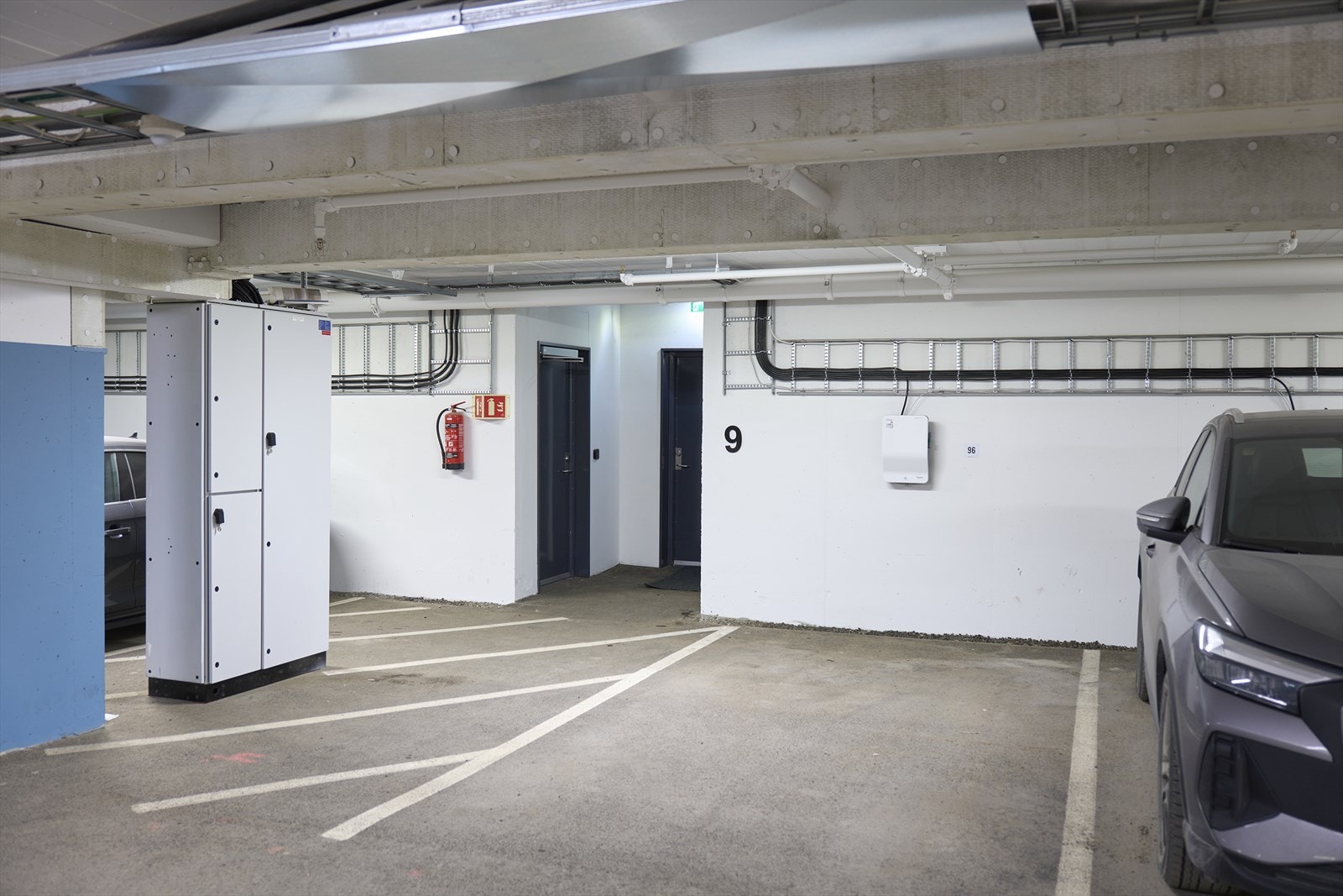 Heis fra garasje til leilighetsplan. Galleribilde