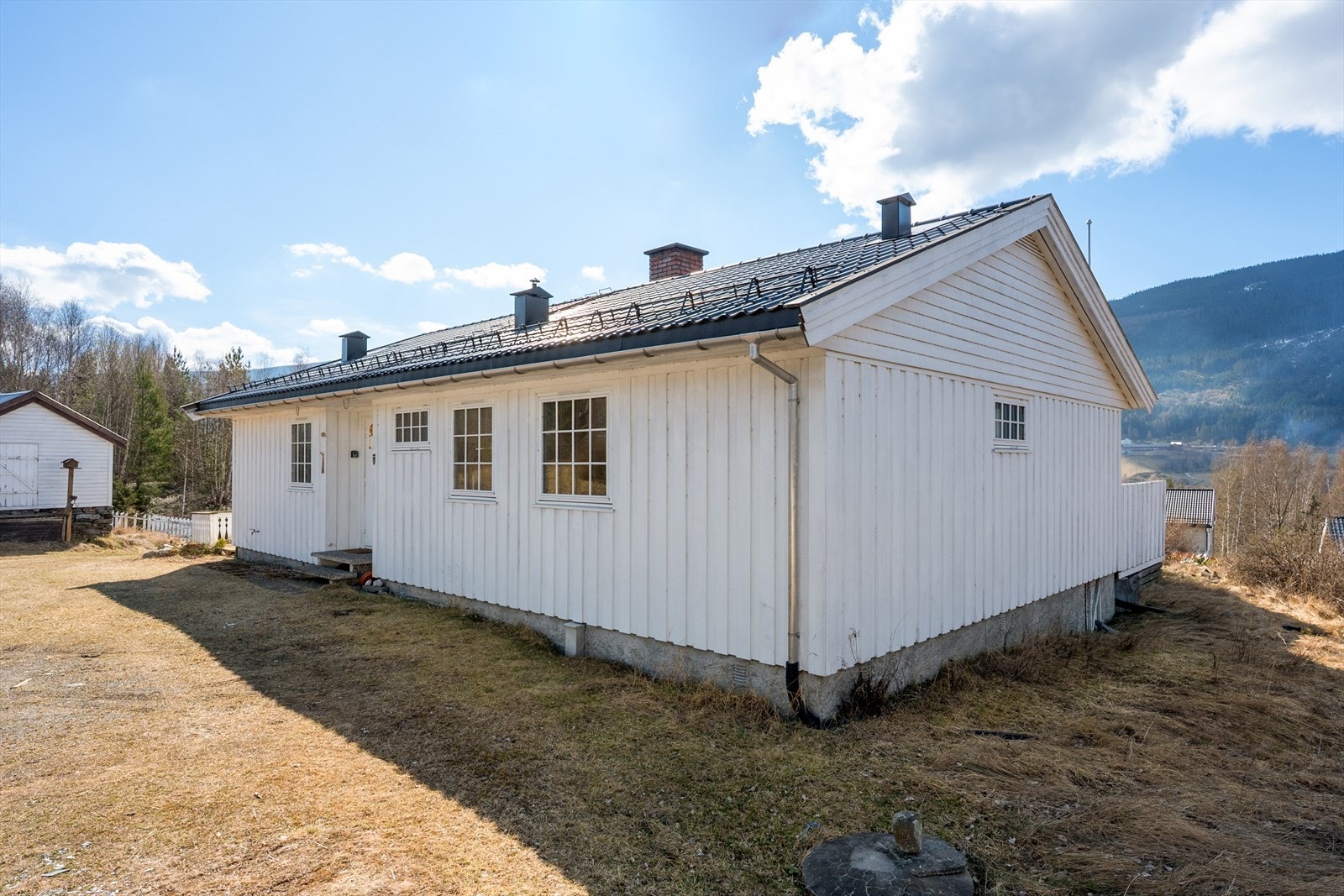 Tomten har behov for stell og videre opparbeidelse. Galleribilde