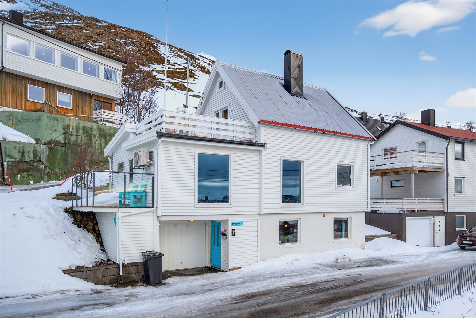 Sjarmerende hus med fantastisk utsikt! Galleribilde