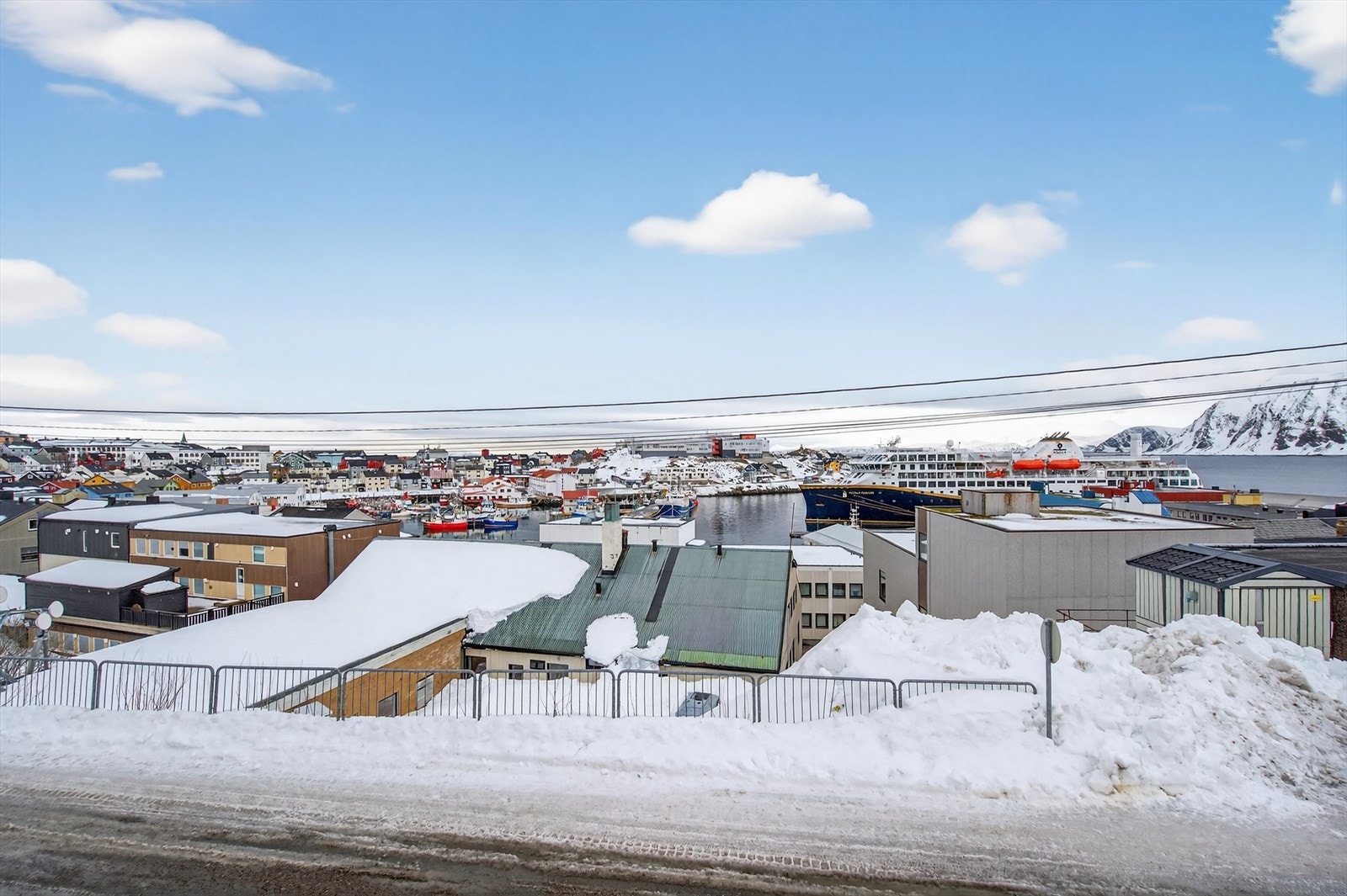 Også utsikten fra veranda i 2. etasje er fantastisk! Galleribilde