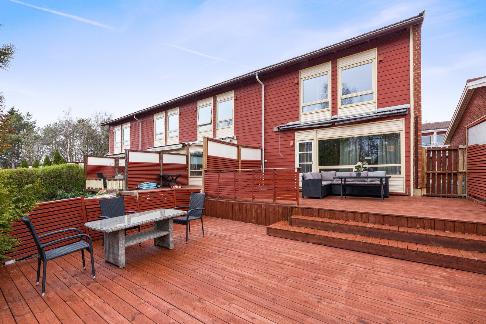 Terrassen er på hele 42 m². Galleribilde