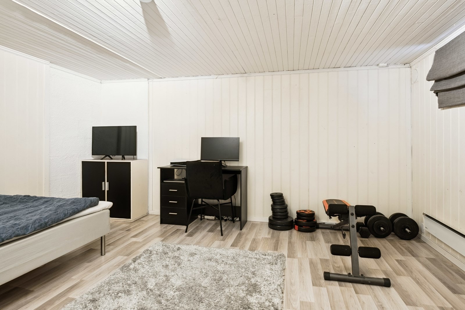 Kjellerstue/treningsrom. Galleribilde