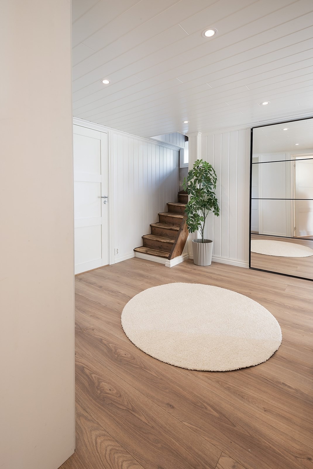 Hall. Galleribilde