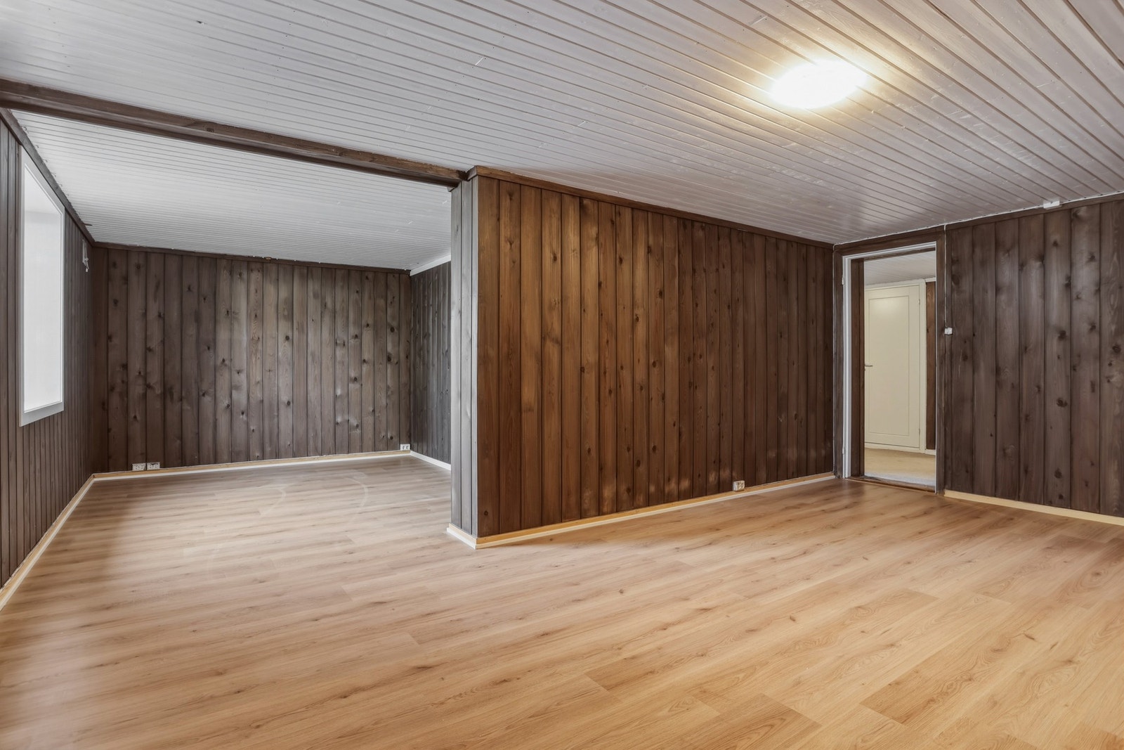 Disponibelt rom i kjeller Galleribilde