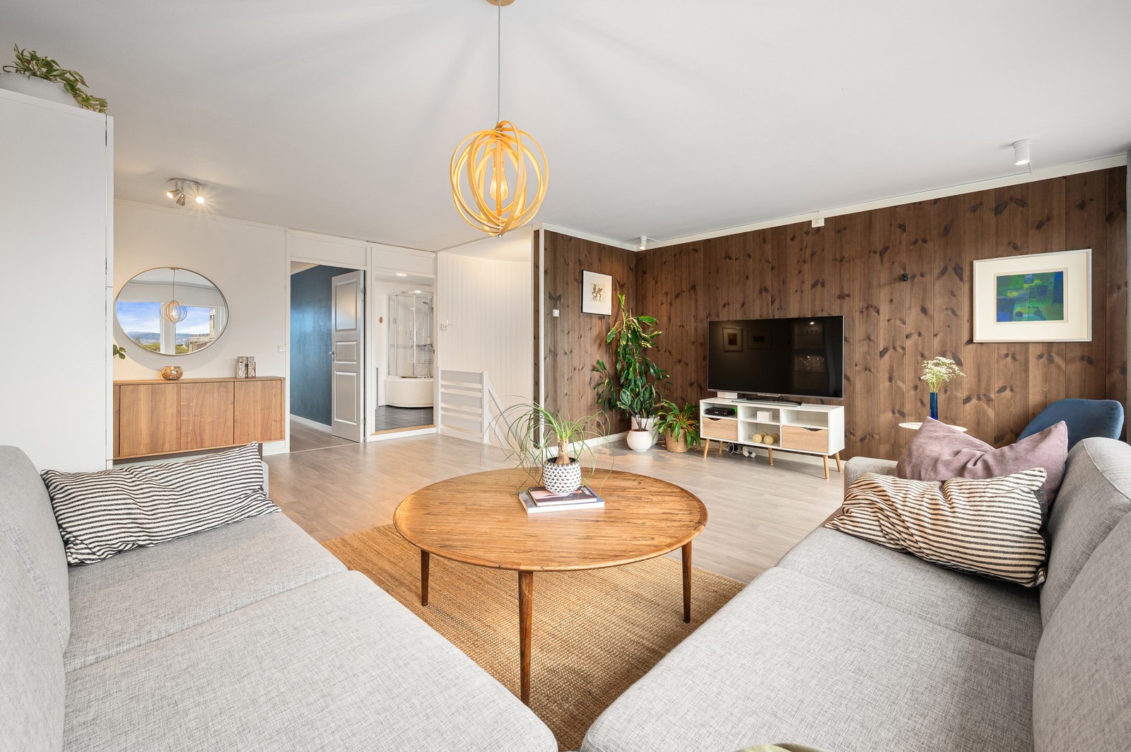 I Risvollan borettslag, så inkluderer fellesutgifter det meste, hvor blant annet kabel-tv/internett inngår. Galleribilde