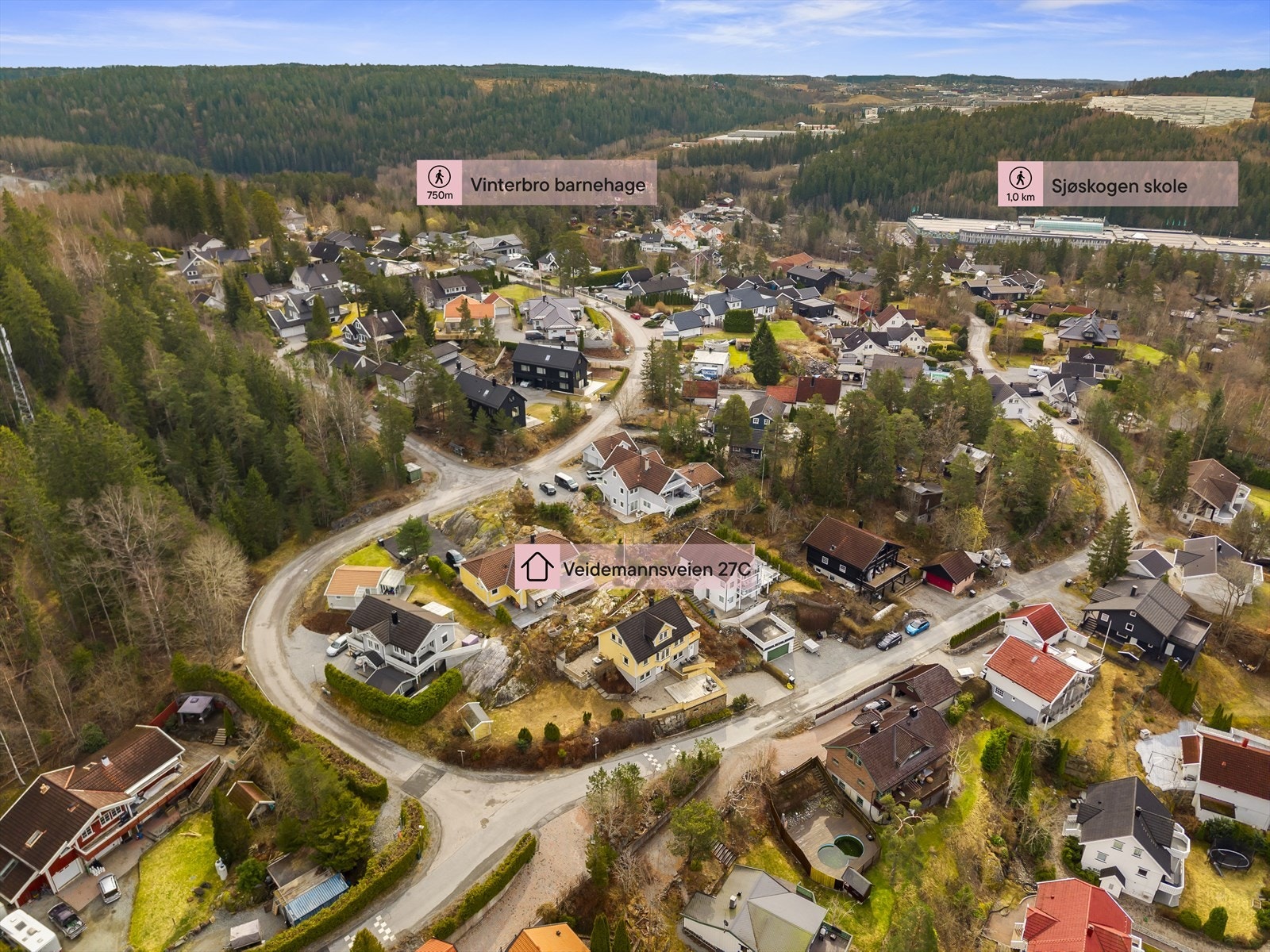Kort vei til skole, barnehage og lekeområder. Galleribilde