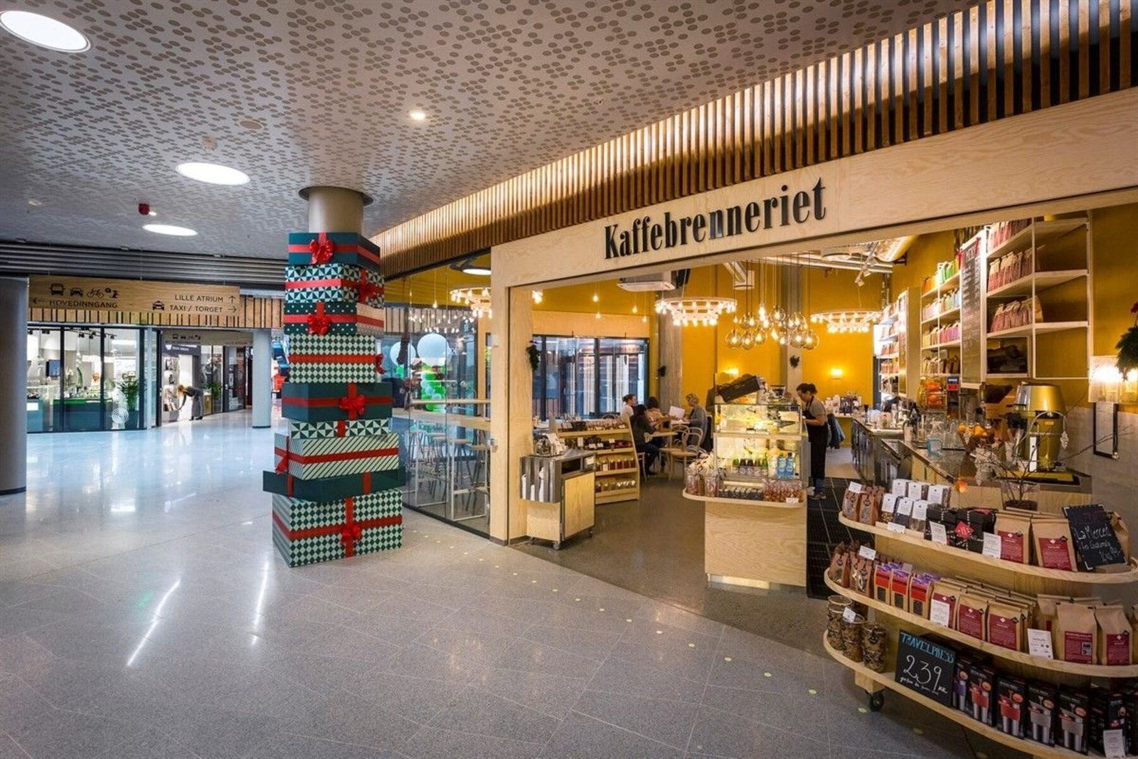 Her er det over 80 gode butikker og restauranter. Galleribilde