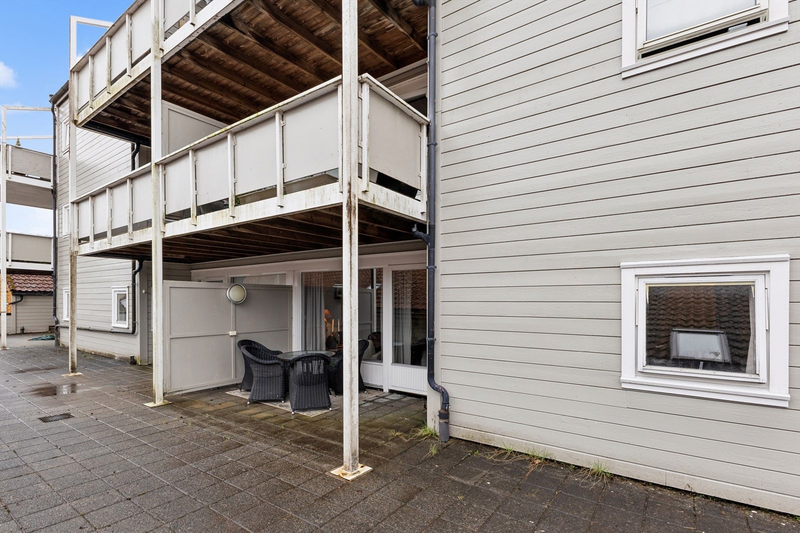 Leiligheten har en praktisk intern bod i tillegg til en ekstern bod på 8 m² i bygningens 6. etasje. Galleribilde