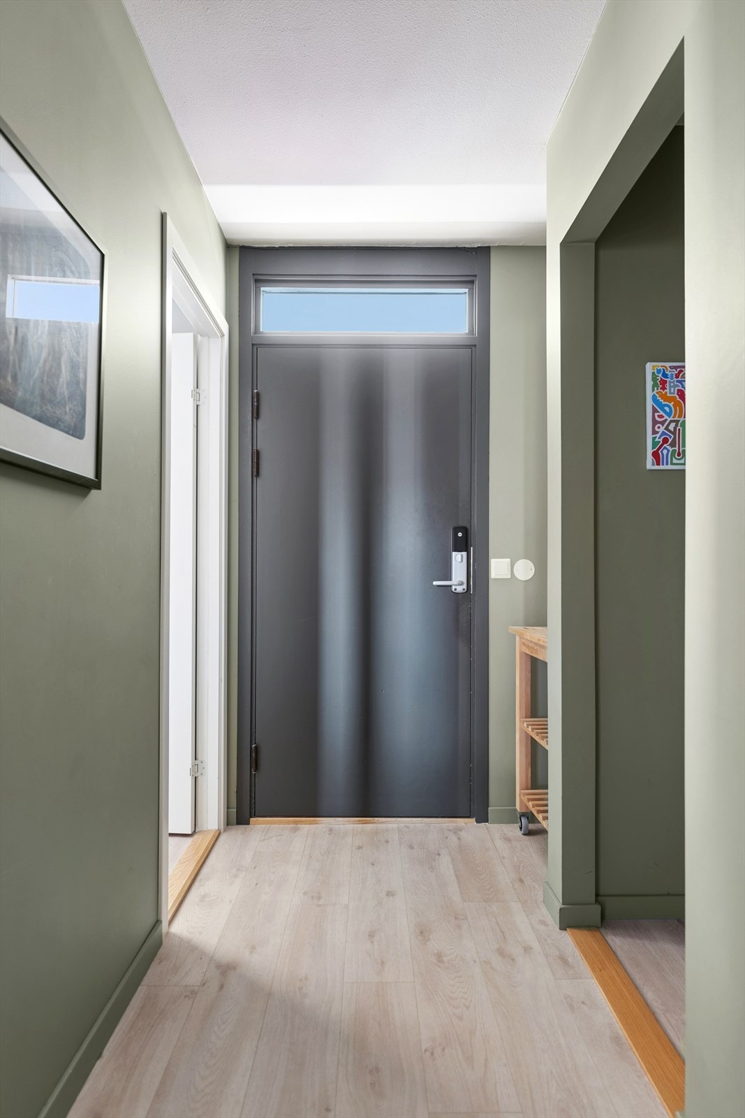 Leiligheten disponerer i tillegg en praktisk bod på 4 m² i samme etasje. Galleribilde