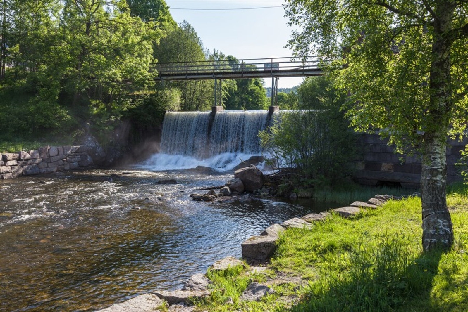 Frysja er kjent for sin hyggelige badeplass og er ofte et startpunkt når du skal ta turen langs Akerselva. Galleribilde