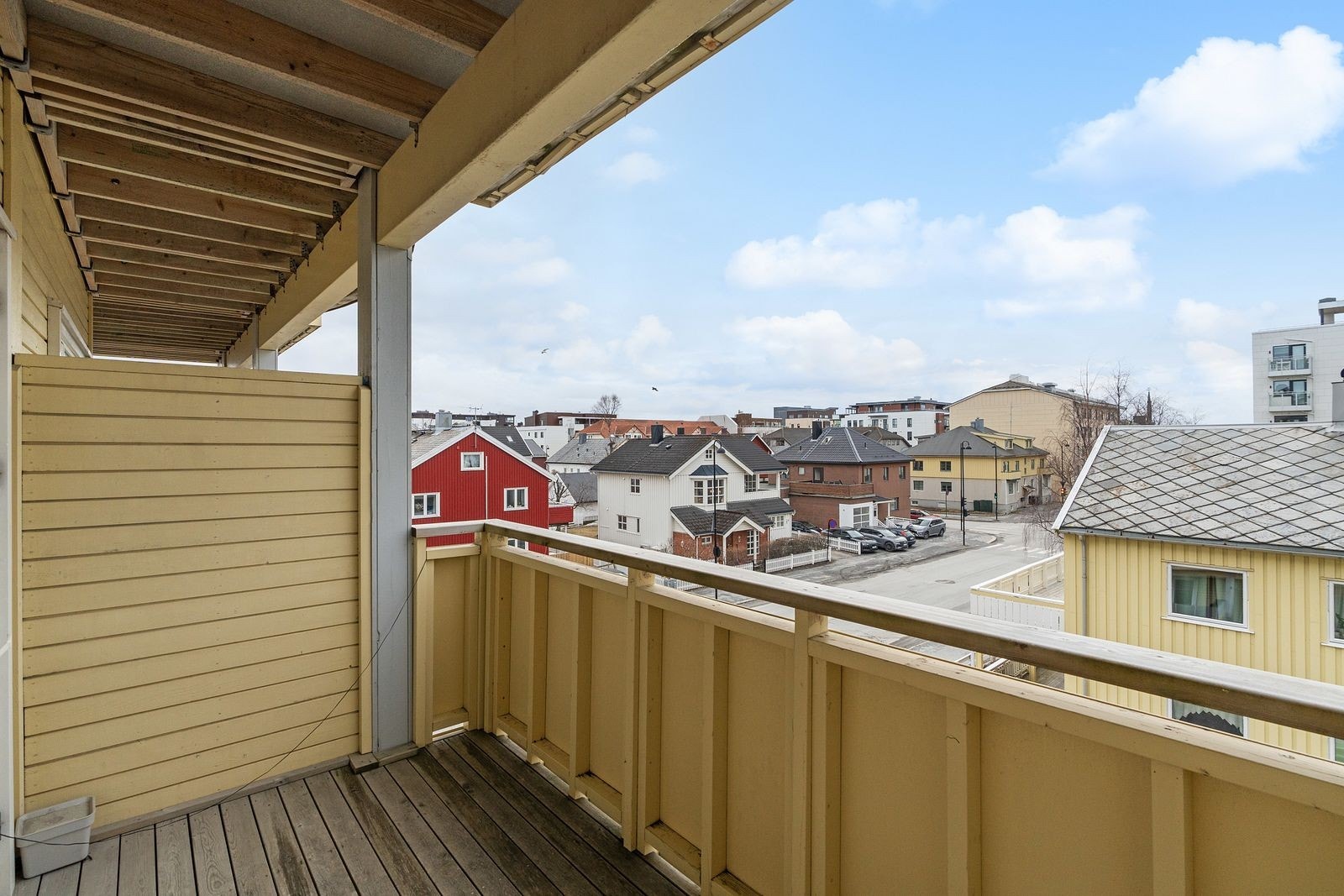 Leiligheten har også tilgang til felle takterrasse Galleribilde