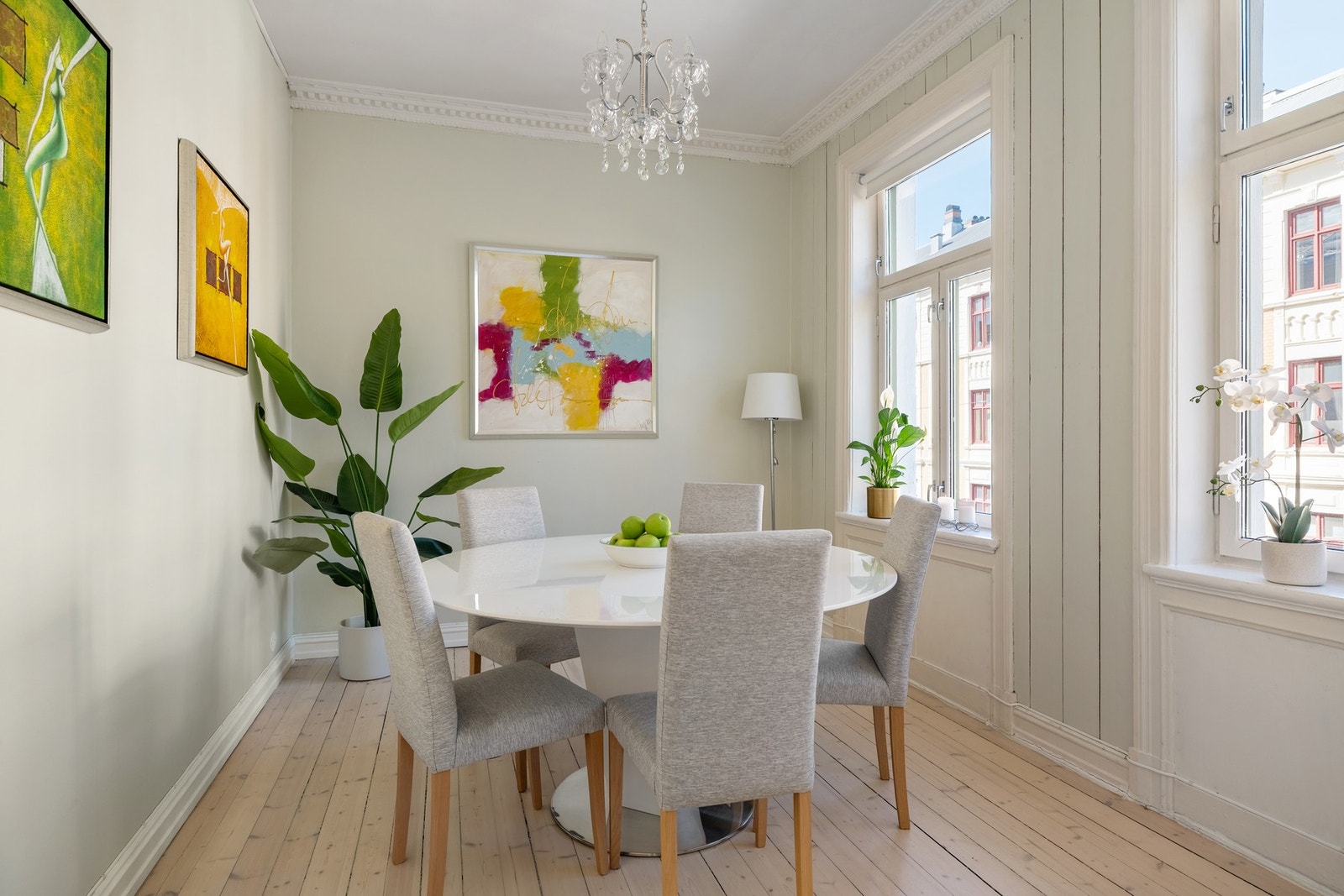 Soverom II er i dag innredet som spisestue, men egner seg like godt som barnerom, gjesterom eller hjemmekontor. Galleribilde