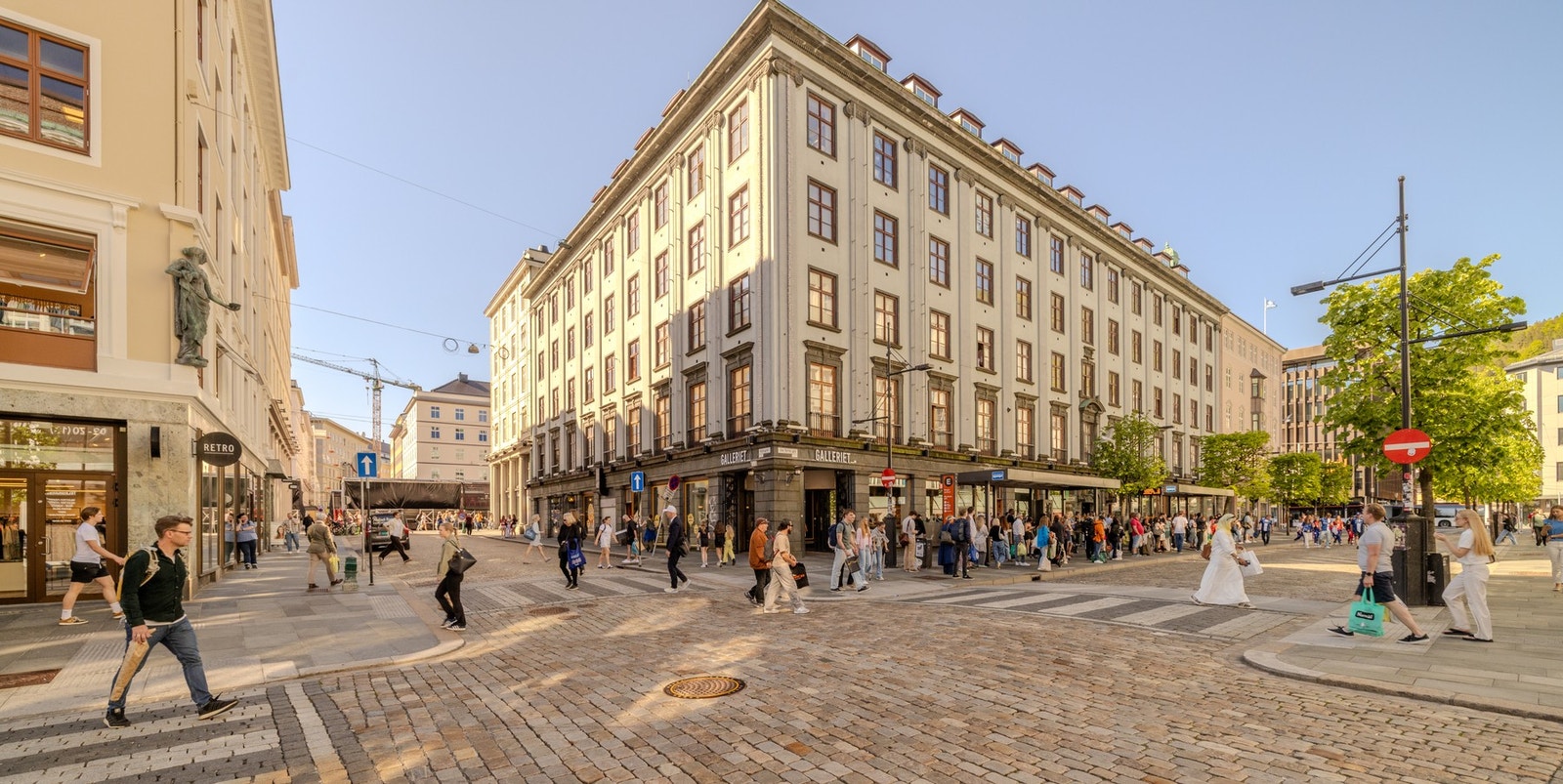 For den yngre garde må beliggenheten i byen være perfekt. En rusletur unna Torgallmenningen. Galleribilde