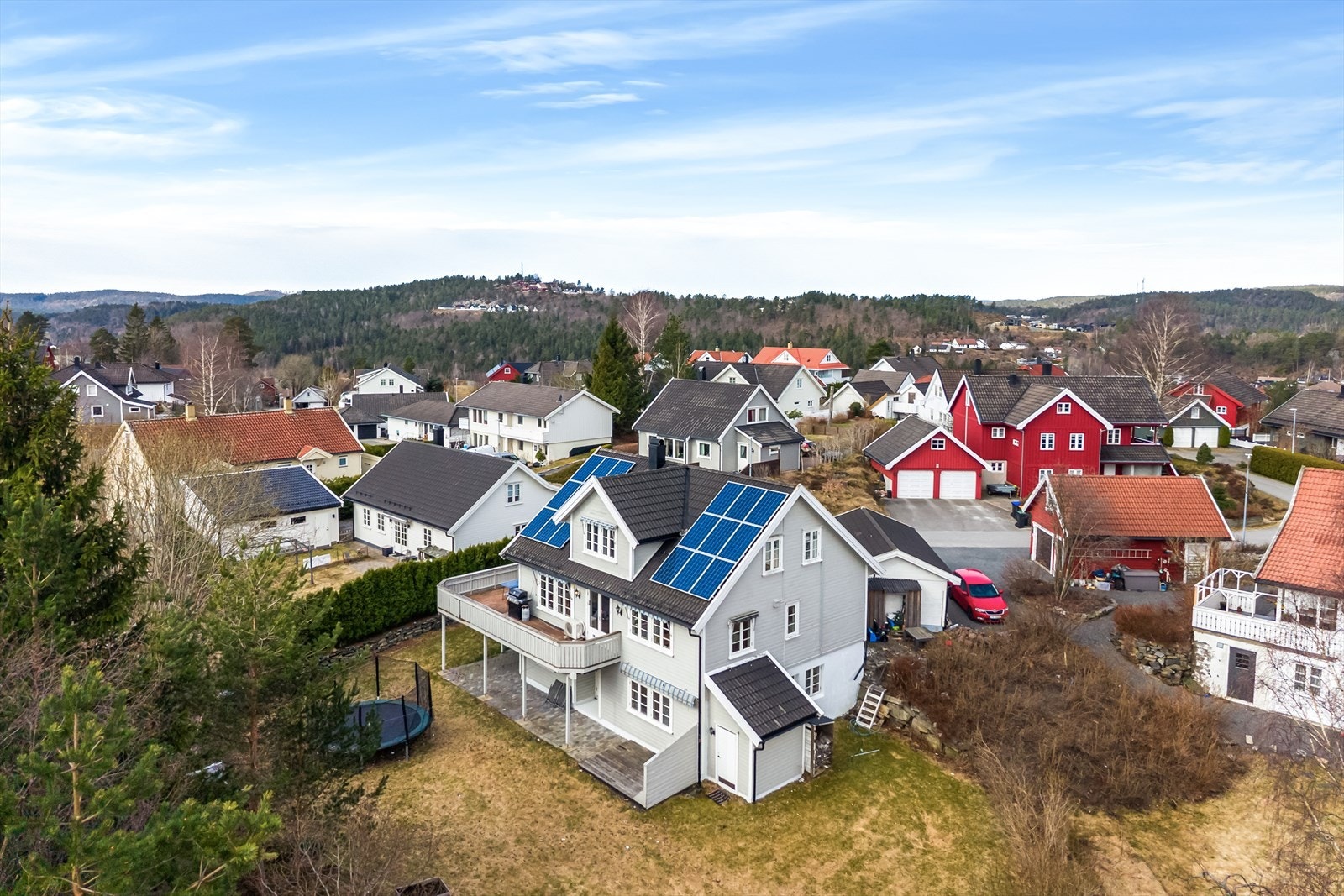 Barnevennlig og attraktivt område - super familiebolig! Galleribilde