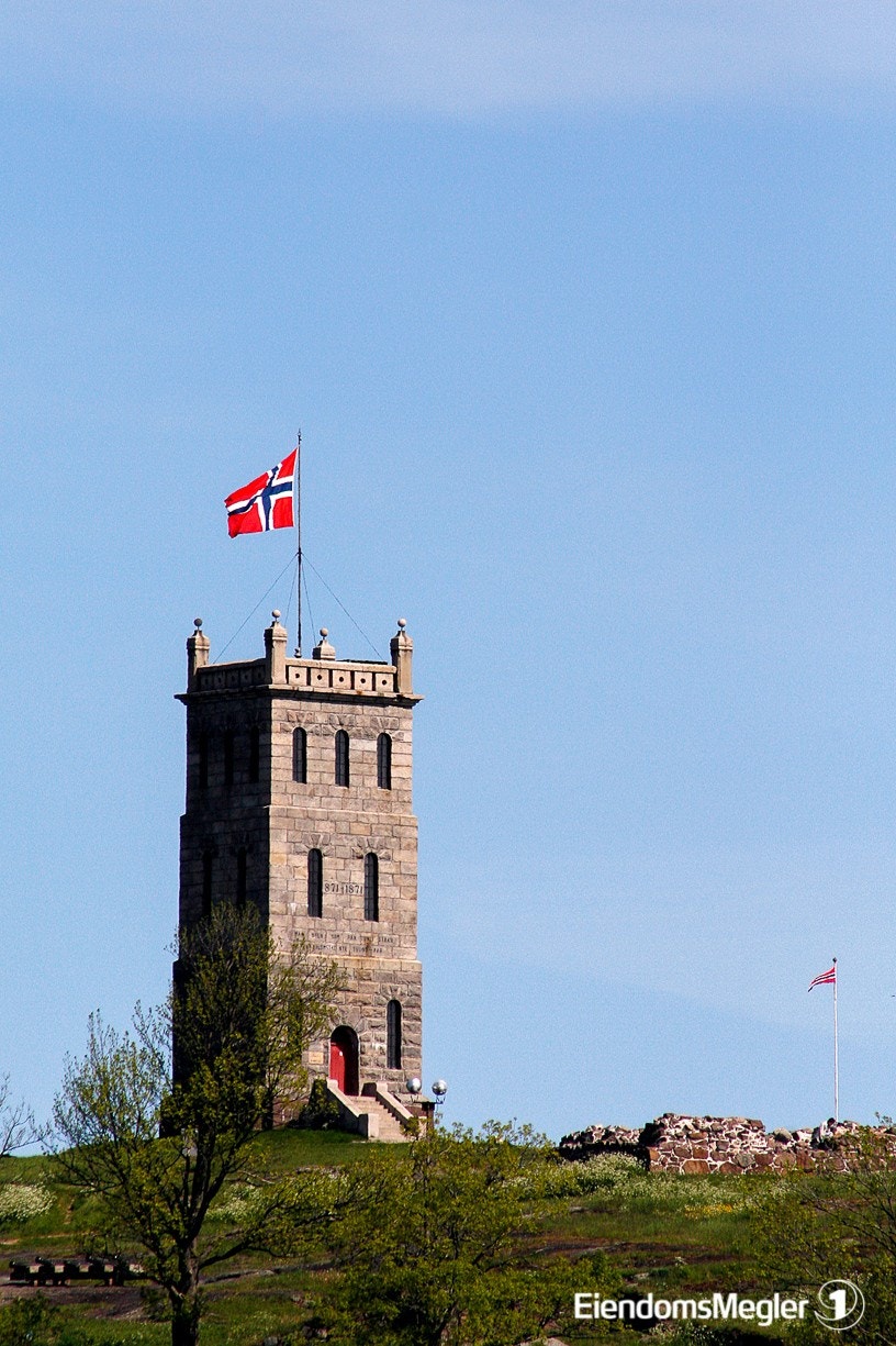 Slottsfjellet ligger i nærheten. Galleribilde