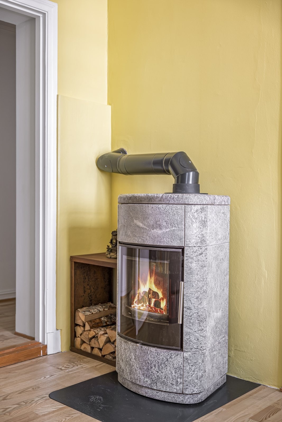 I 2021 ble det gjennomført totalrenovering av alle piper og pipeløp i regi av borettslaget. Galleribilde