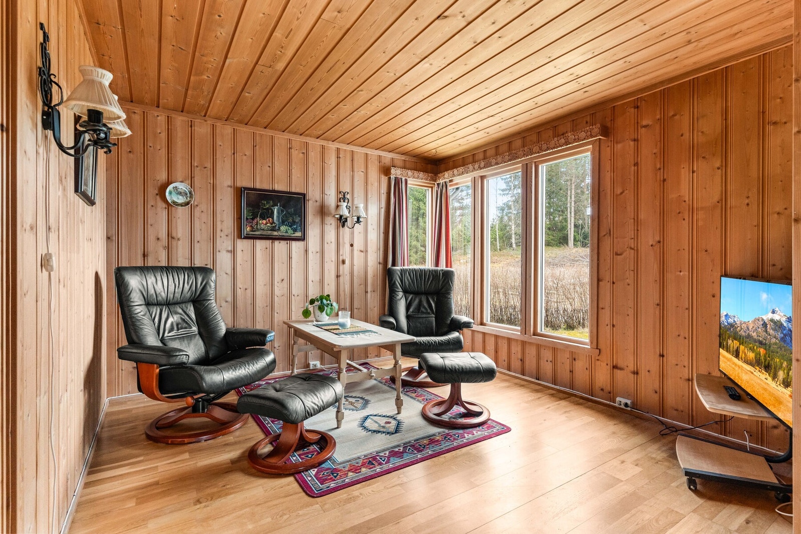 Her er mulighetene mange, både om man ønsker en mer moderne stil eller vil bevare det klassiske preget som allerede gir boligen sjel og karakter. Galleribilde