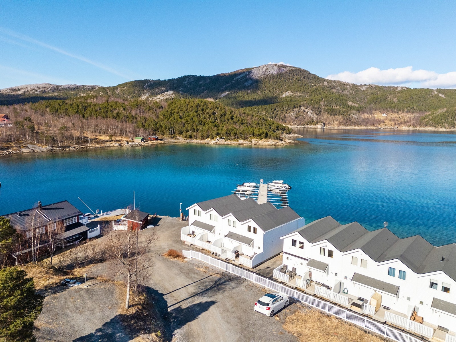 For øvrig er det nærhet til flott turterreng og fjellturer, Saltstraumen, Nygårdsjøen, Sandhornøy m.m. Galleribilde
