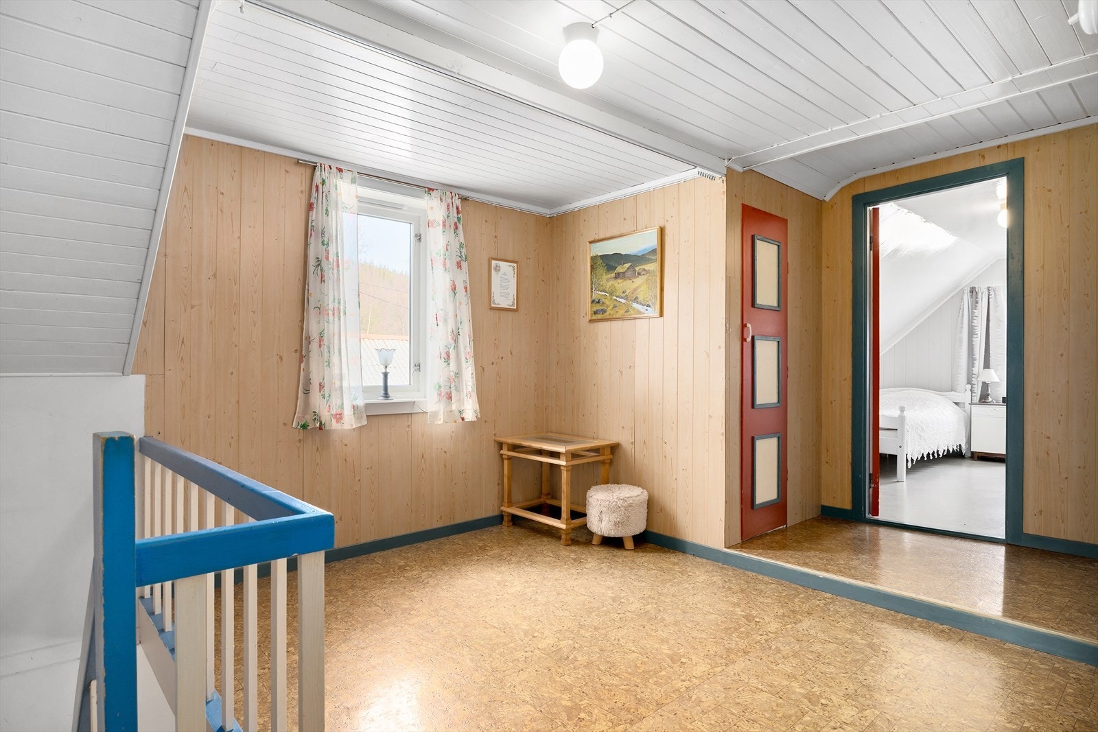 Loftsgangen er romslig. Galleribilde