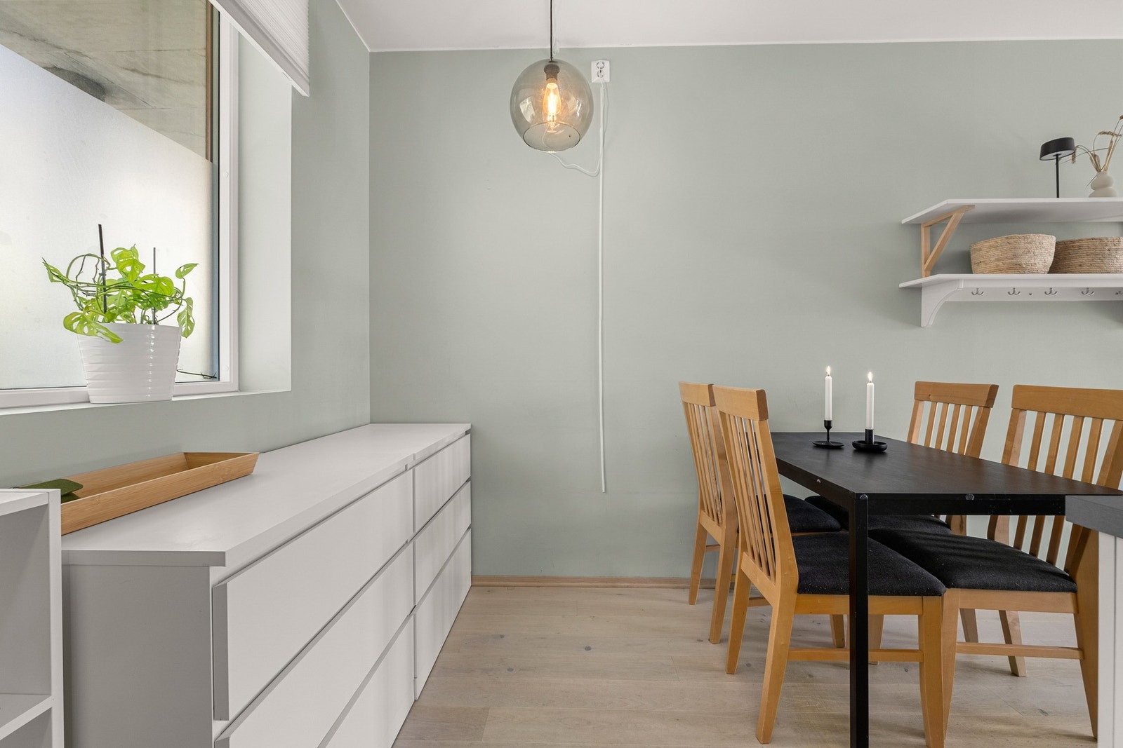 Det er vannbåren varme i alle gulv. Galleribilde