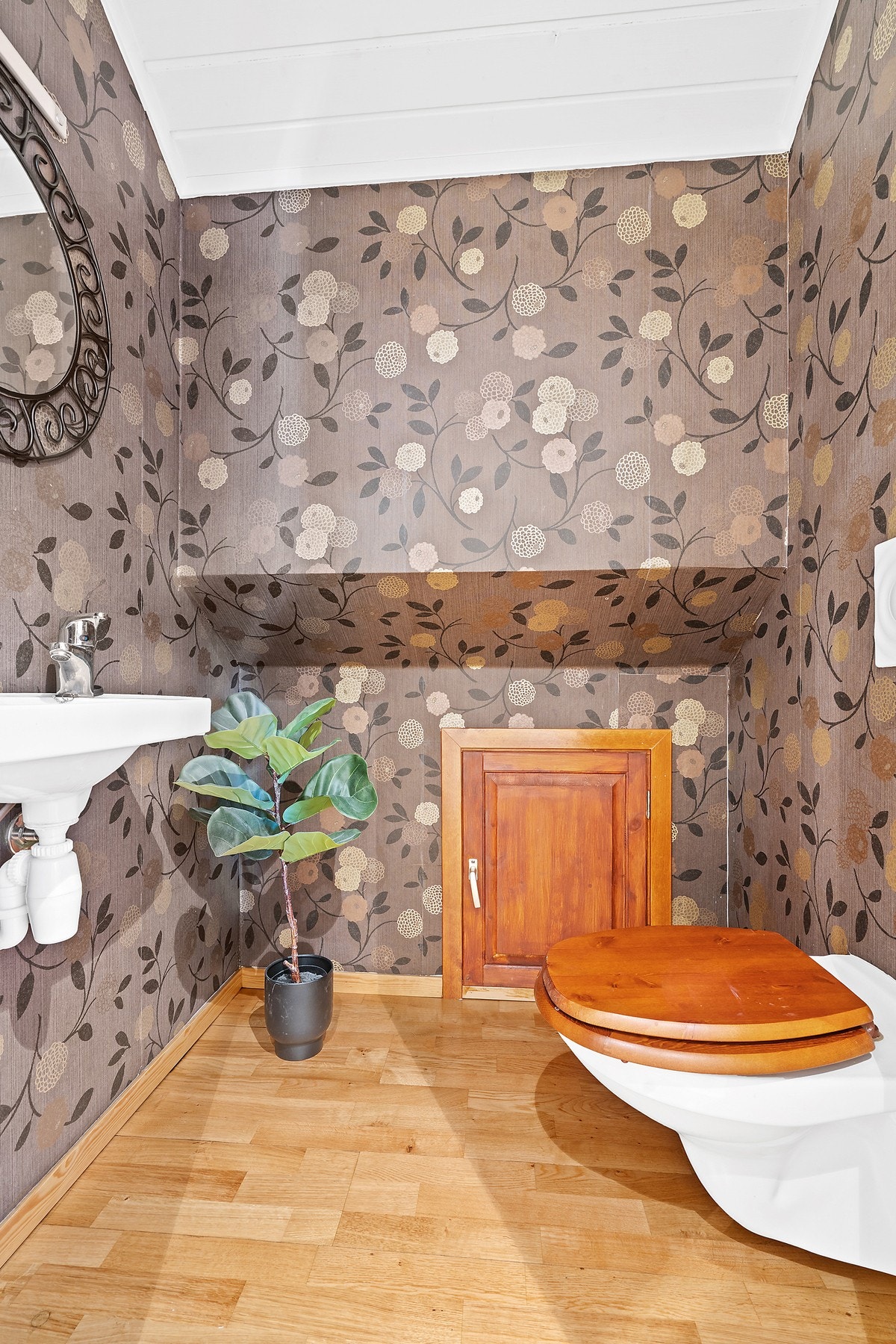 Wc rom Galleribilde