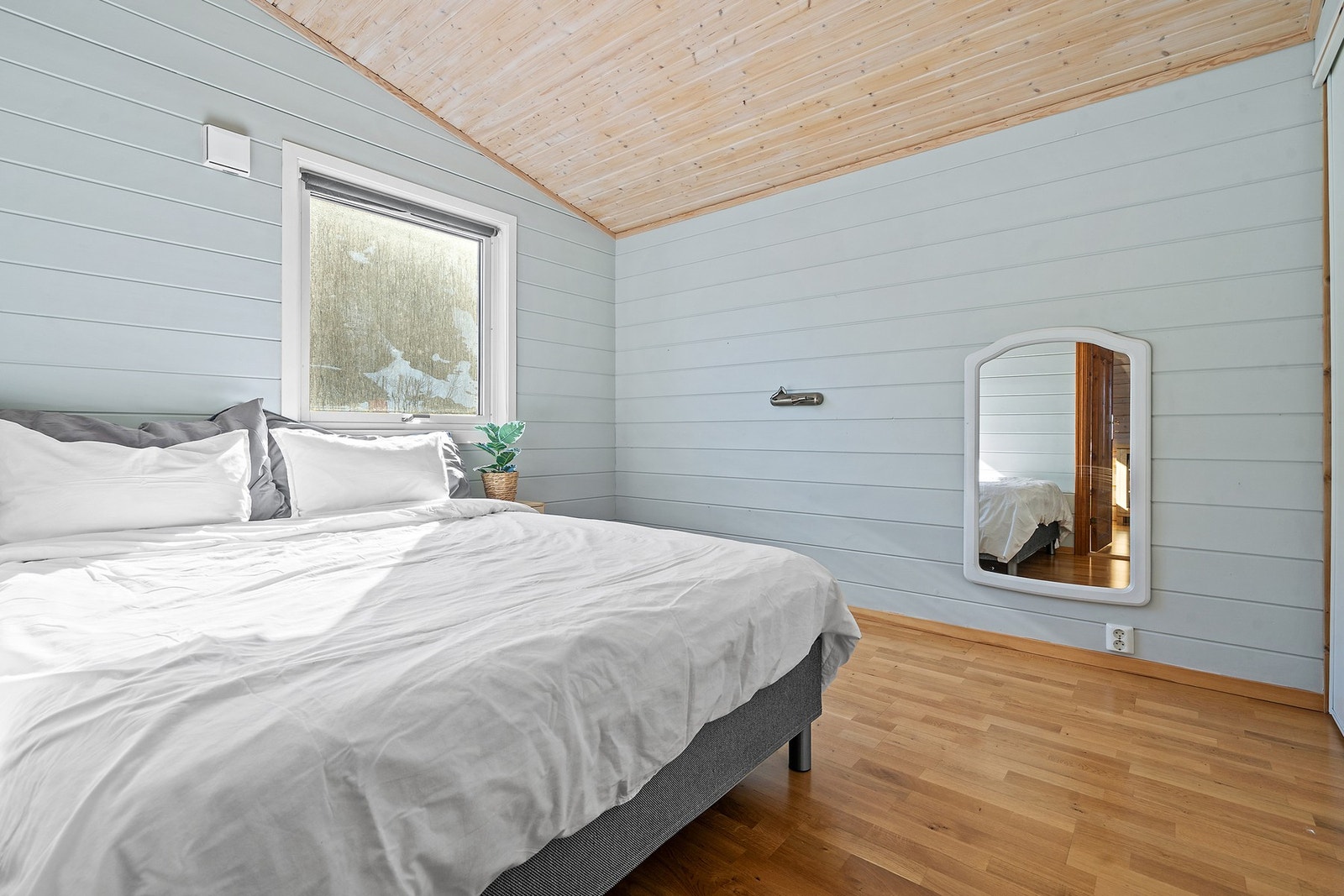 Soverom på loft Galleribilde