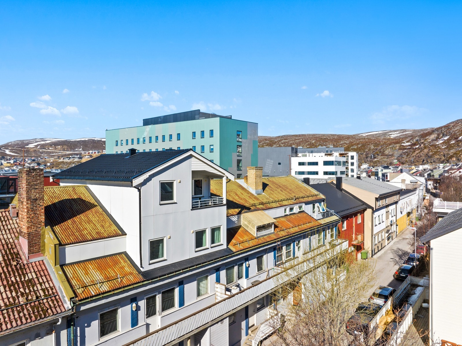Fasade og balkong Galleribilde