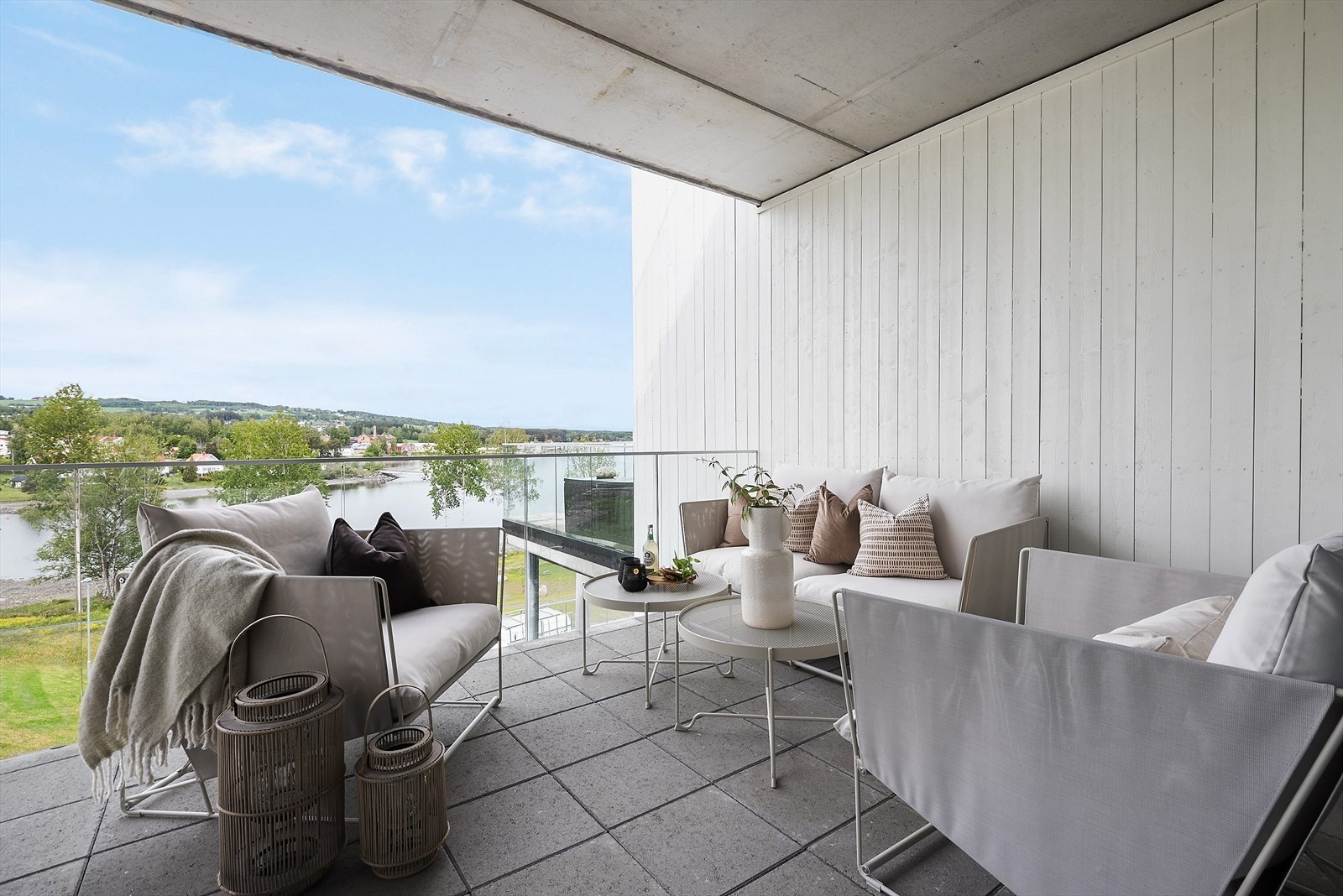 Her kan man nyte lange sommerkvelder. Galleribilde