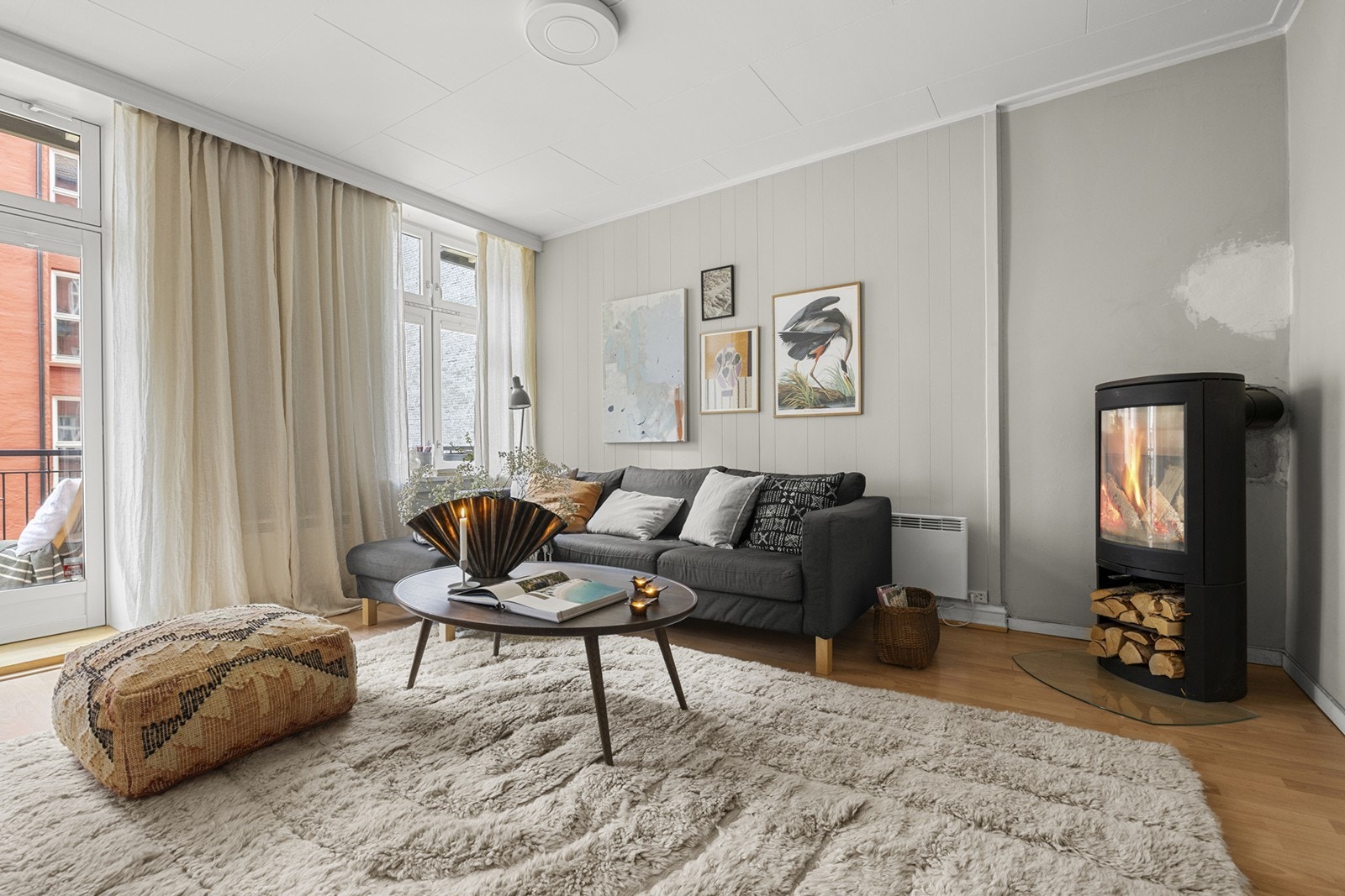 Innbydende og attraktiv 3-roms selveierleilighet med balkong, idyllisk beliggende på populære St. Hanshaugen! Foto: Mads Karlsen Galleribilde