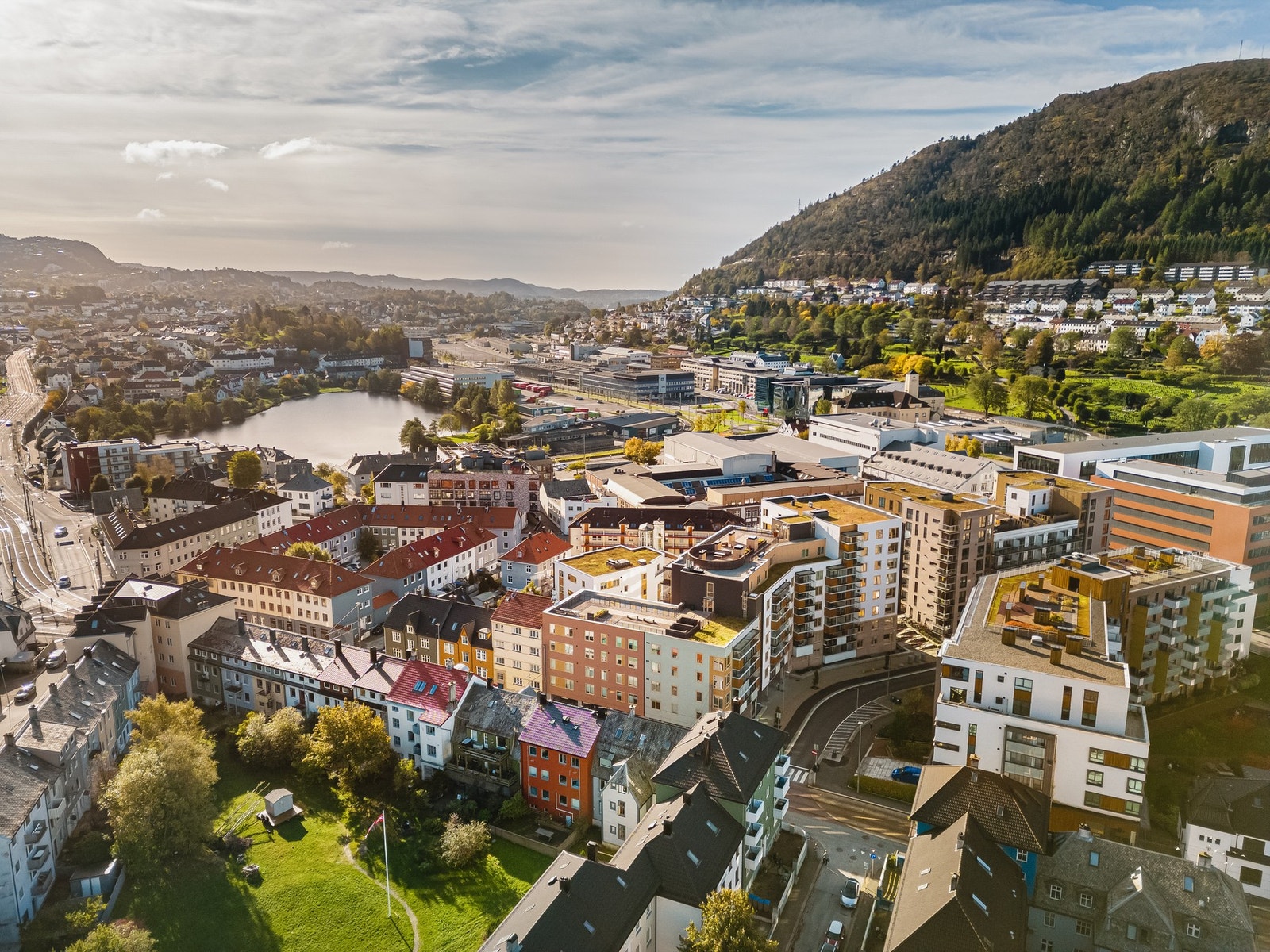 Området er populært blant studenter, enslige og godt voksne. Galleribilde