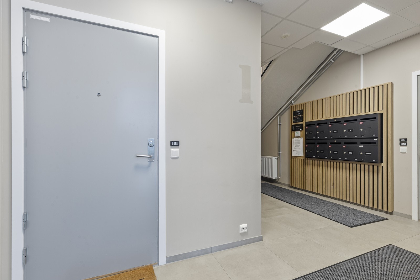 Inngangsparti til leiligheten. Galleribilde