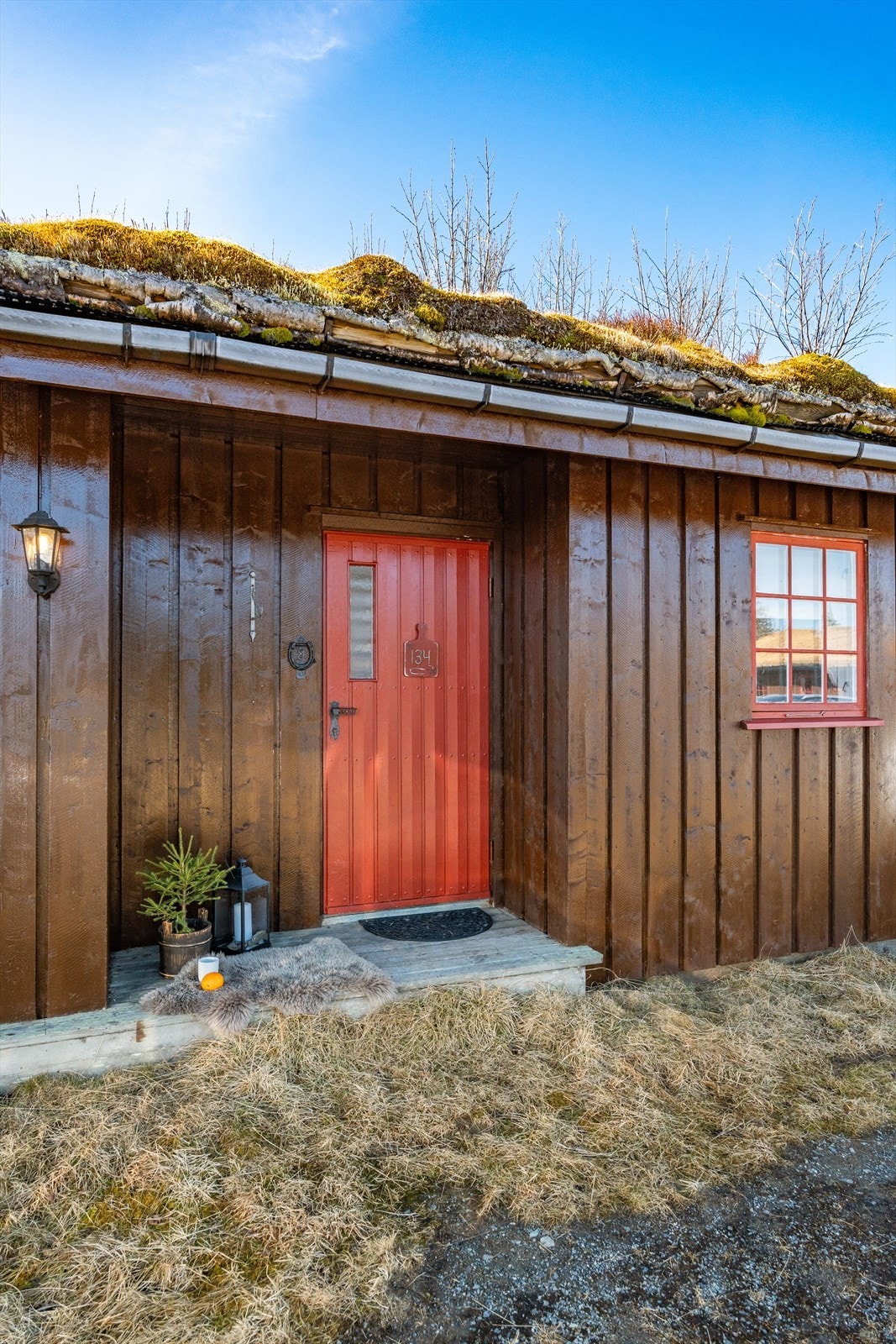 Inngangsparti. Galleribilde