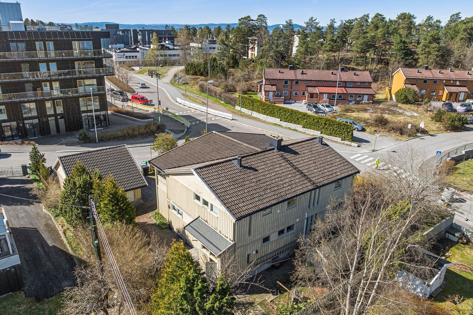 2 minutter å gå til Nesoddtangen sentrum Galleribilde