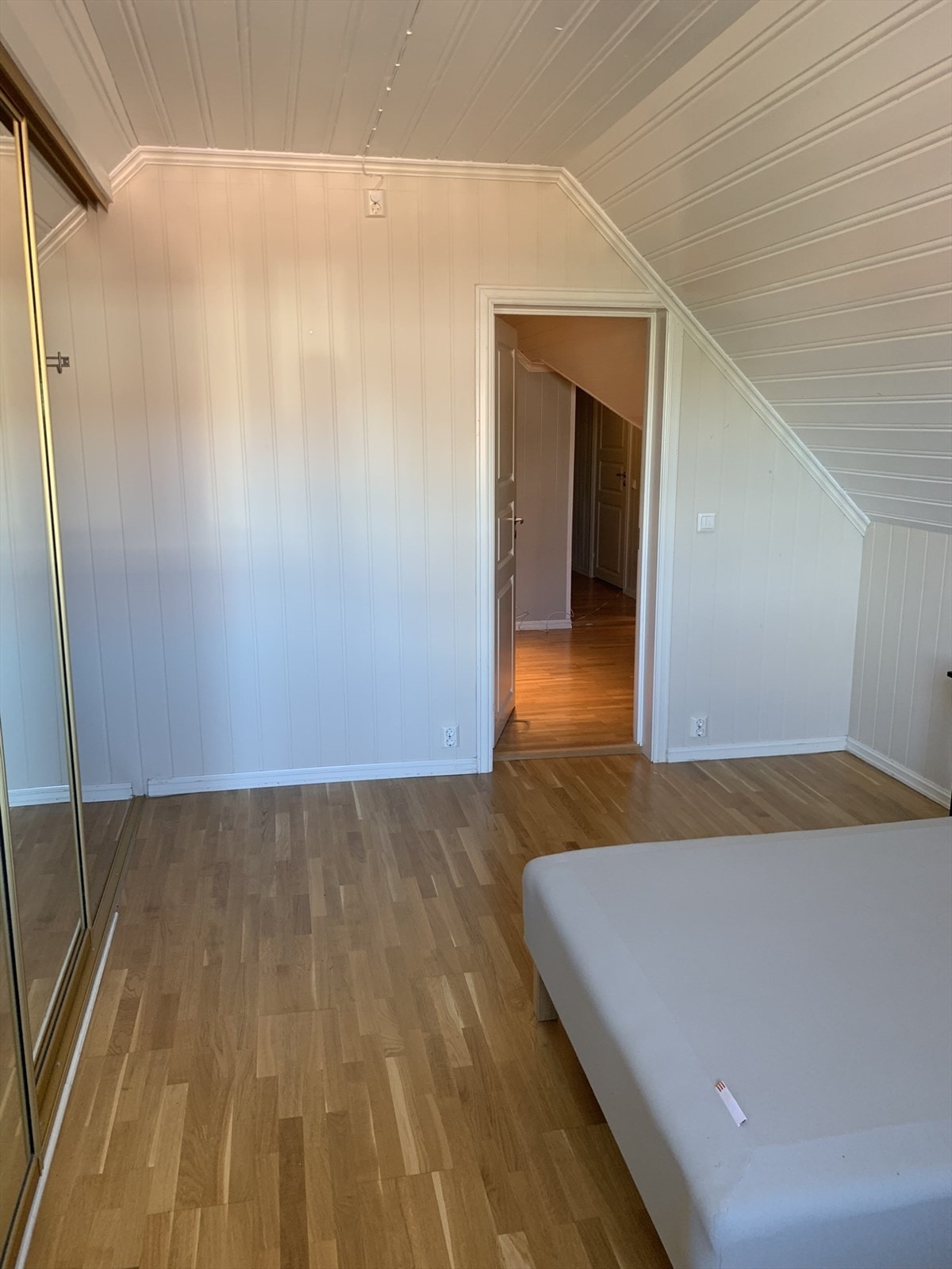 Soverom hovedhus (selgers egne bilder) Galleribilde