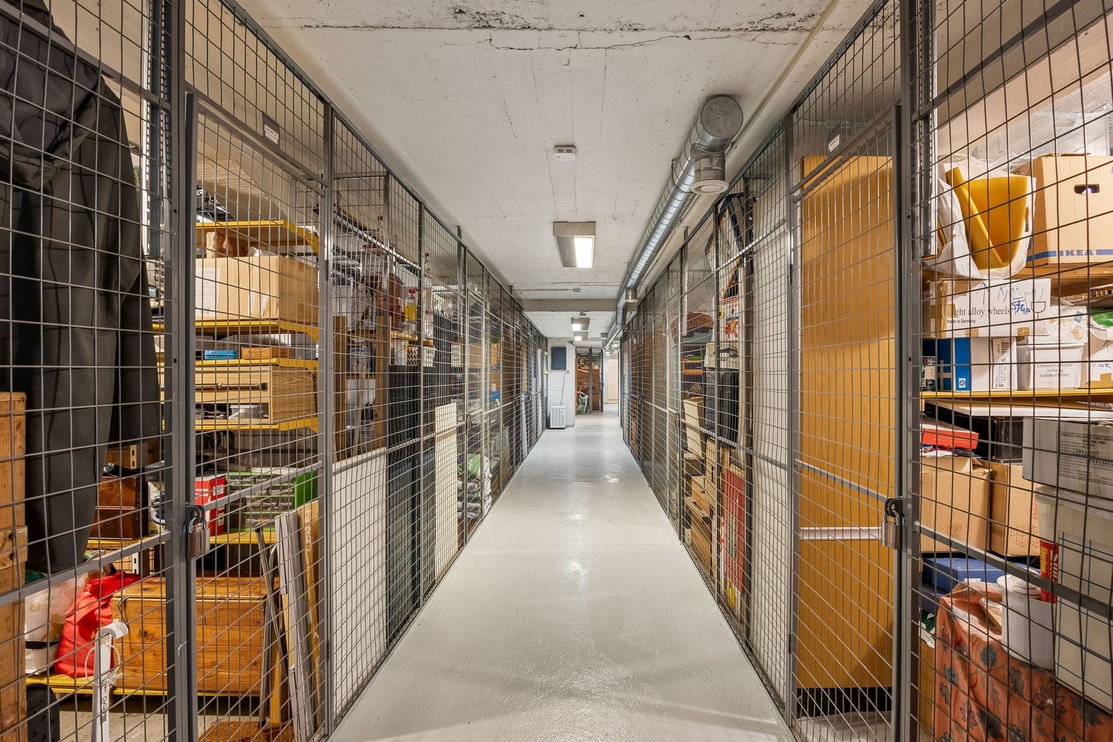 Bod i kjeller Galleribilde