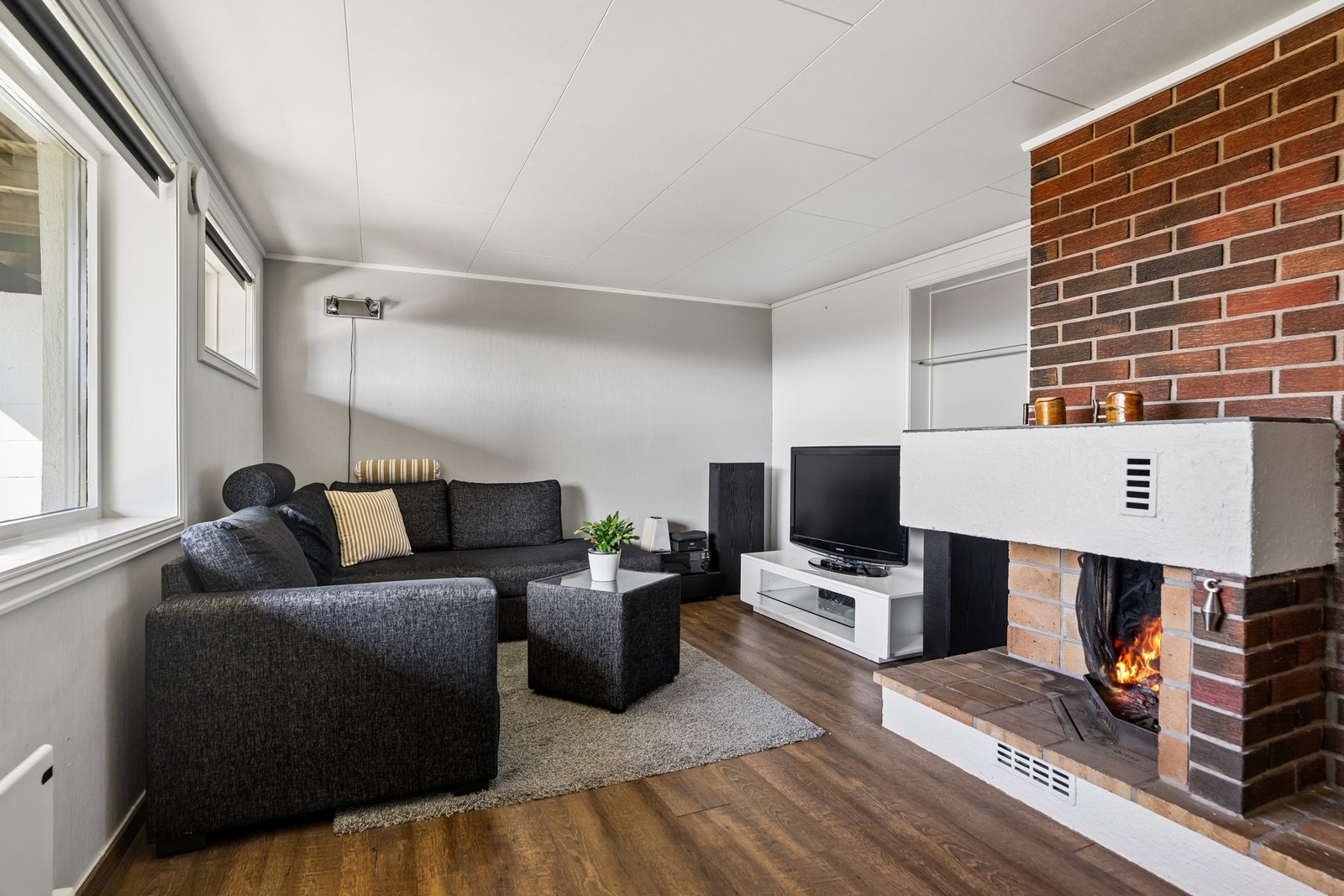God plass til romslig sofagruppe. Galleribilde