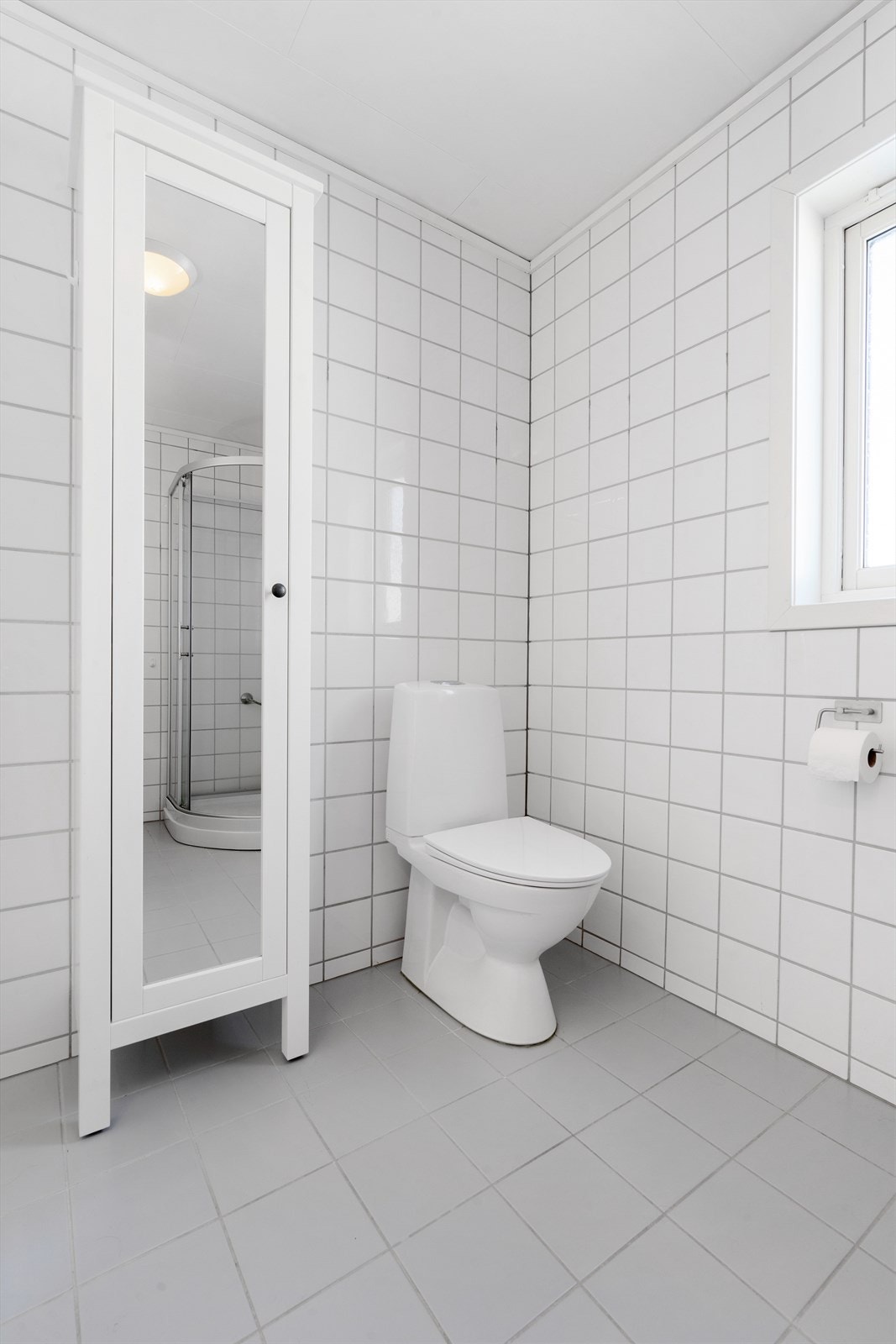 Det ble montert nytt toalett i 2024 Galleribilde