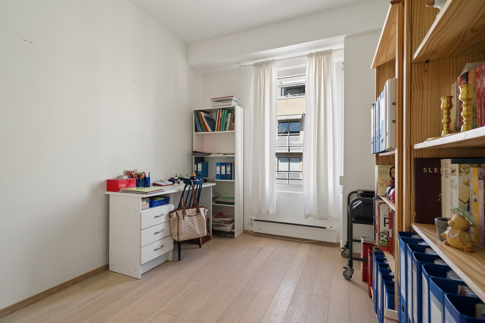 Soverom 2 fungerer fint som gjesterom, kontor eller som et barnerom. Galleribilde