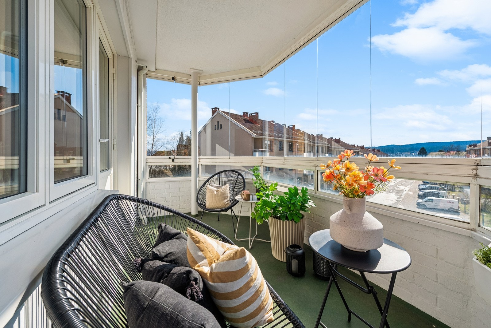 På balkongen er det god plass til både utemøbler og grill. Galleribilde