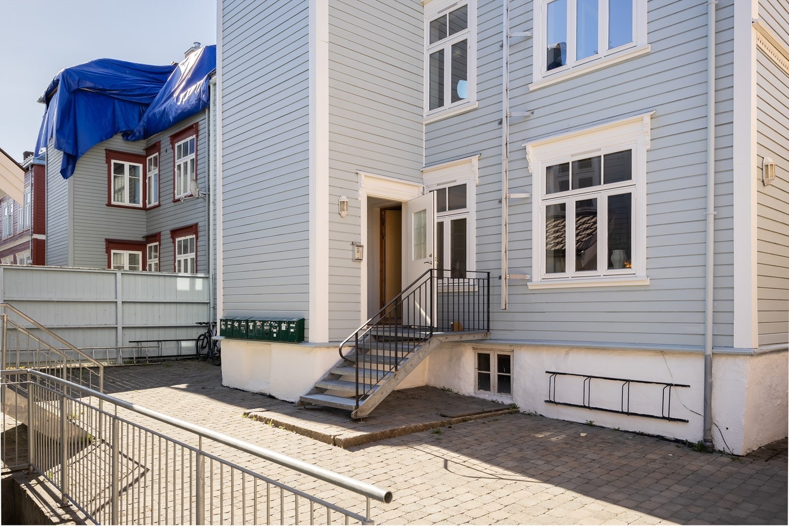 Fasaden ble renovert i 2023. Galleribilde