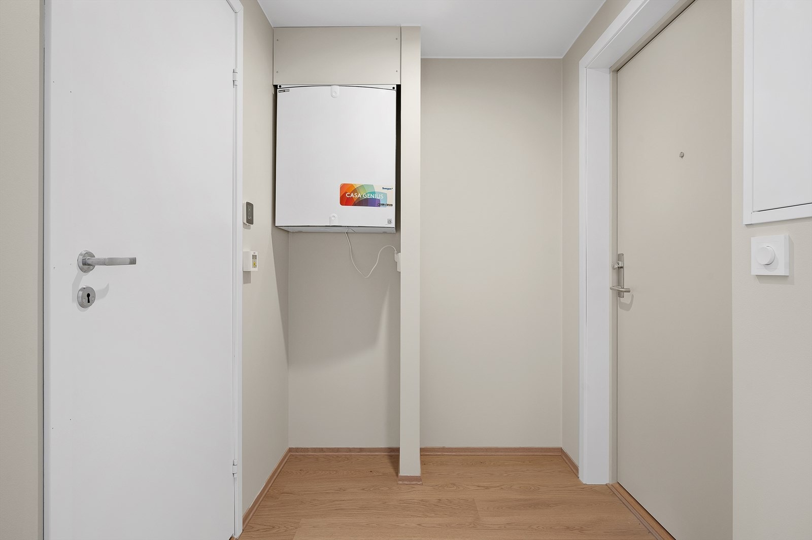 Entré med god plass til oppbevaring av sko- og yttertøy. Galleribilde