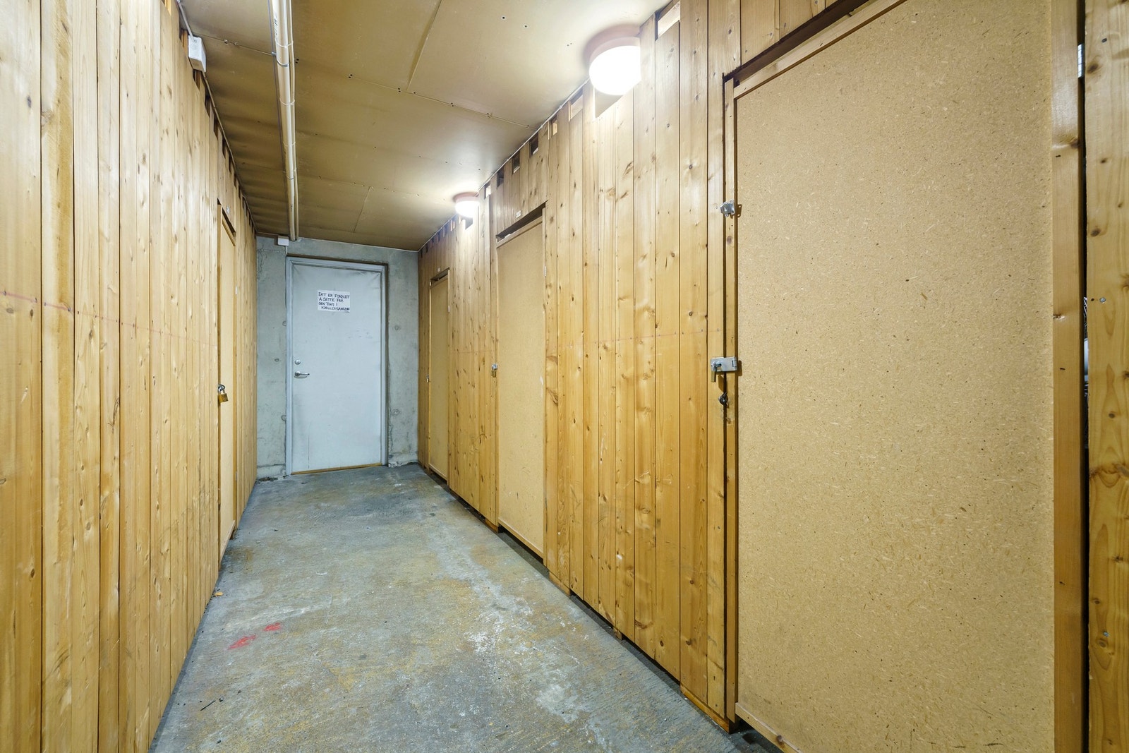 Romslig ekstern bod på ca 5 m². Galleribilde