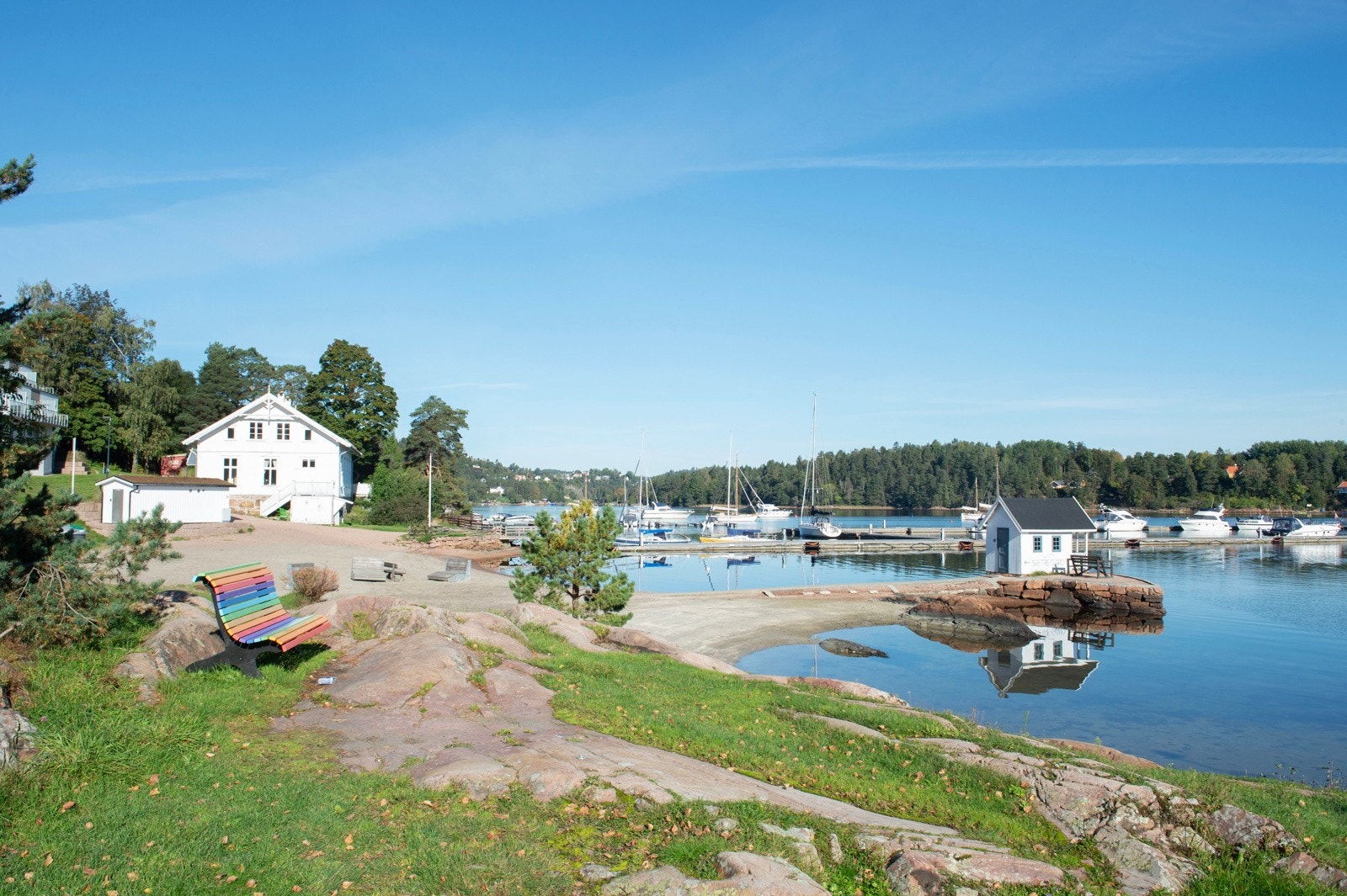 Leiligheten har kort vei til sjøen Galleribilde