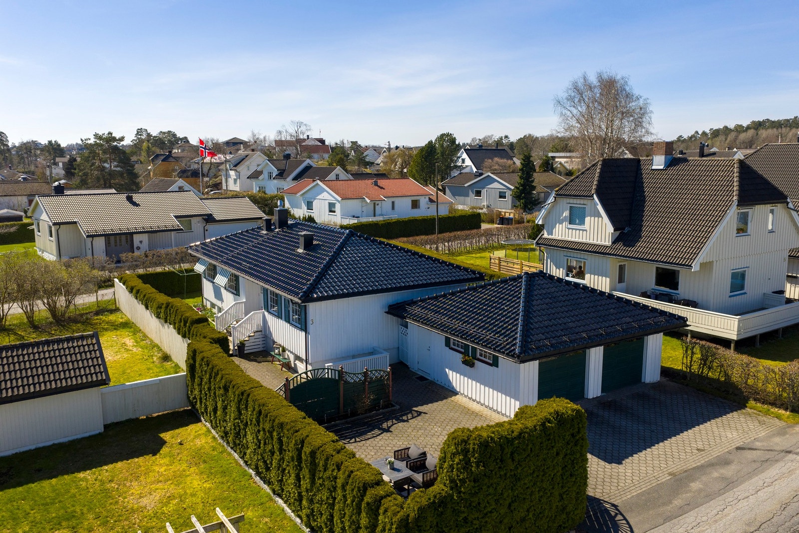 Innholdsrik og romslig enebolig med attraktiv beliggenhet på Hystad Galleribilde